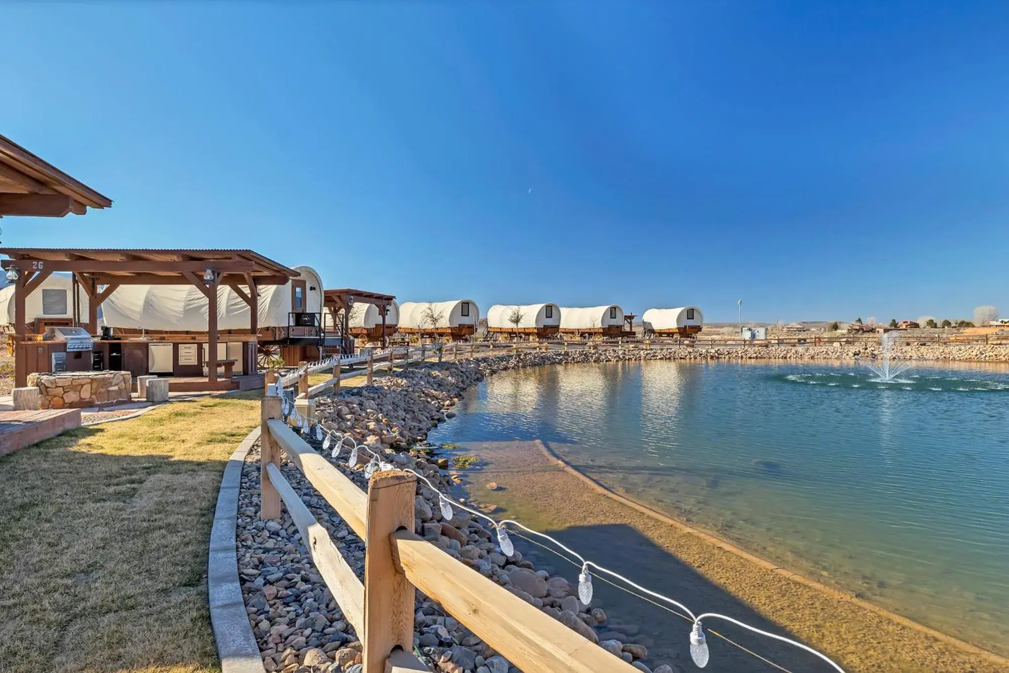 Family Bungalow in Zion White Bison Glamping & RV Resort Family Bungalow in Zion White Bison Glamping & RV Resort