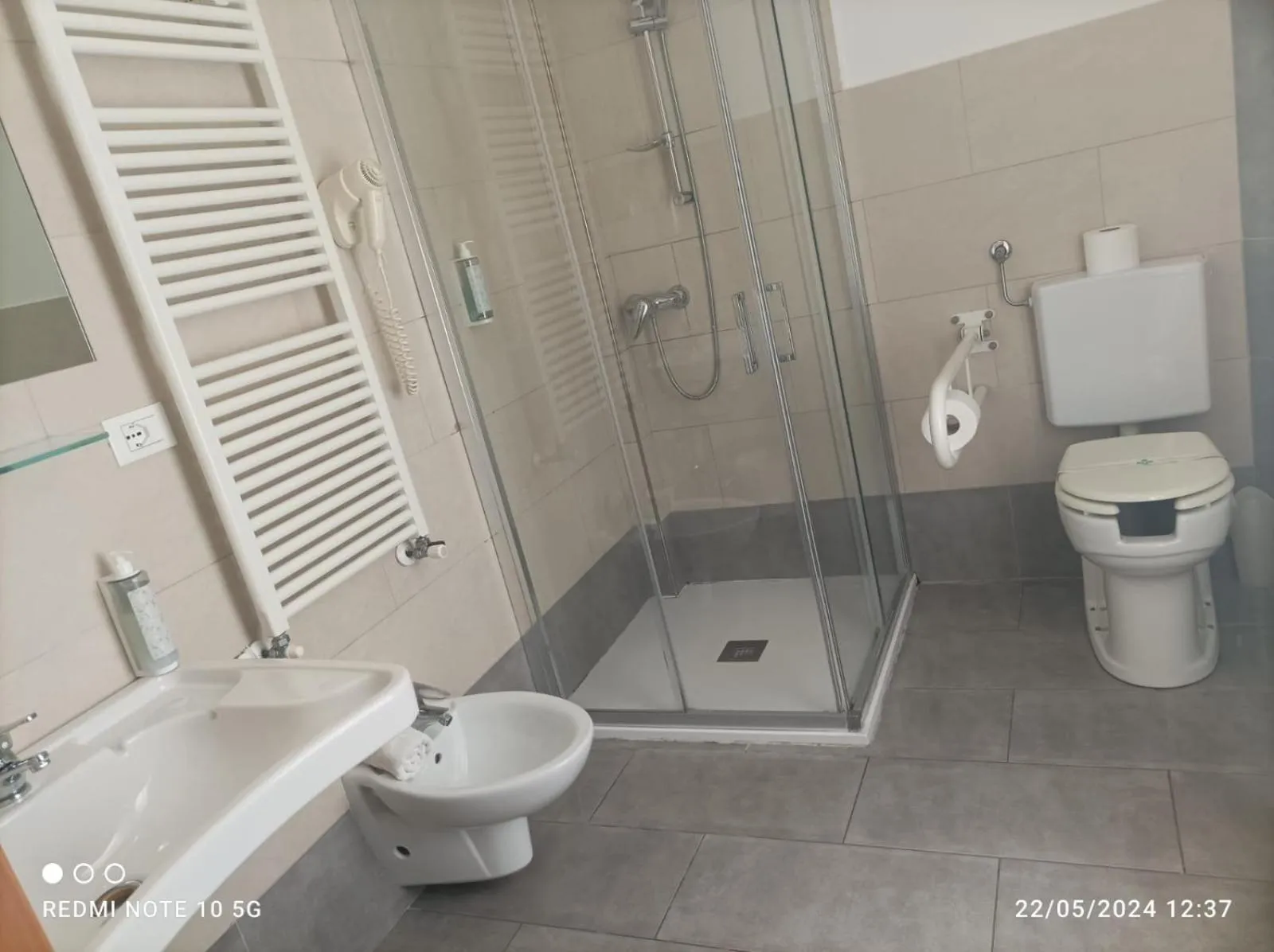 Shower in Hotel Okinawa