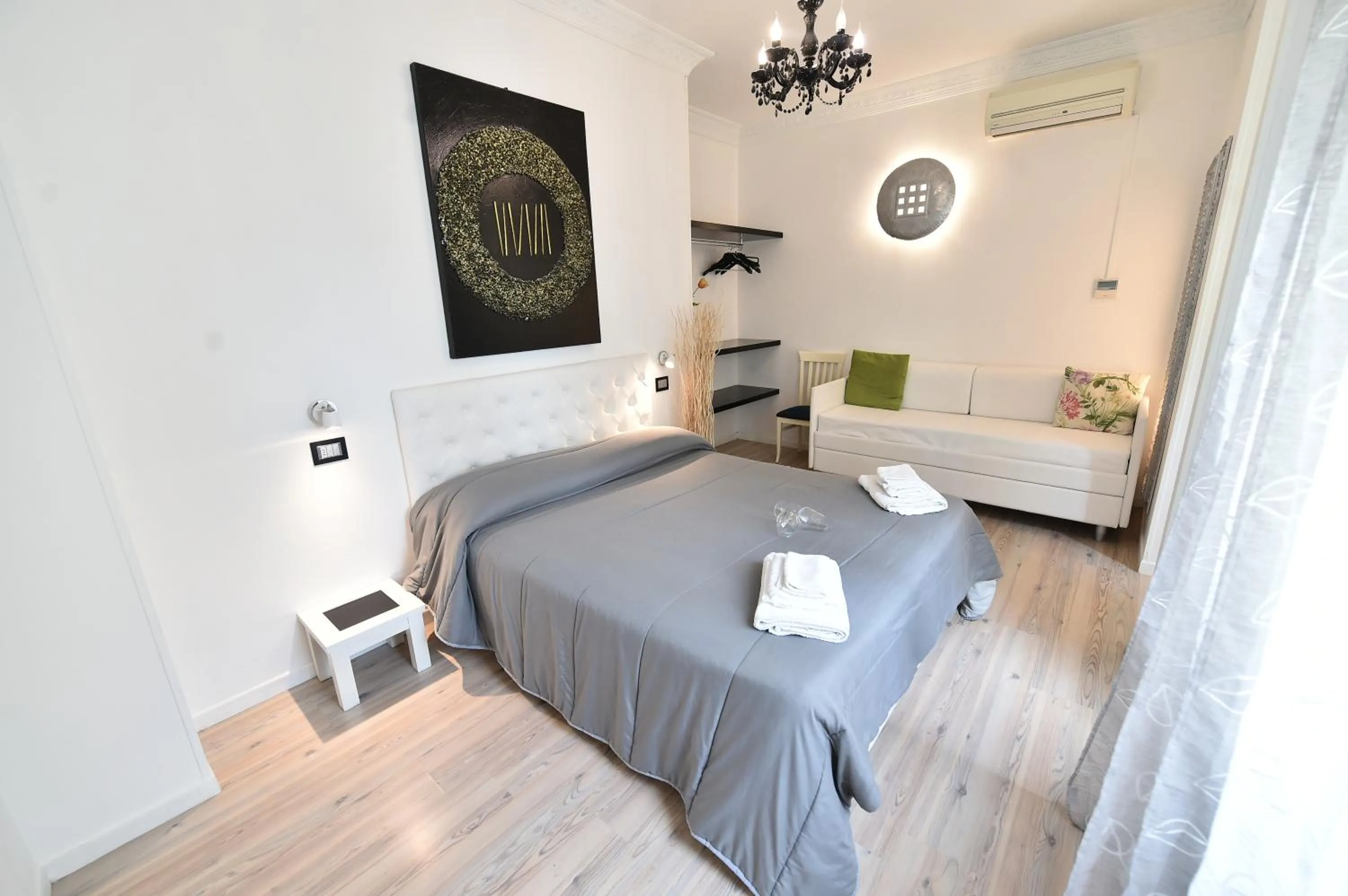 Bedroom, Bed in Hotel Okinawa