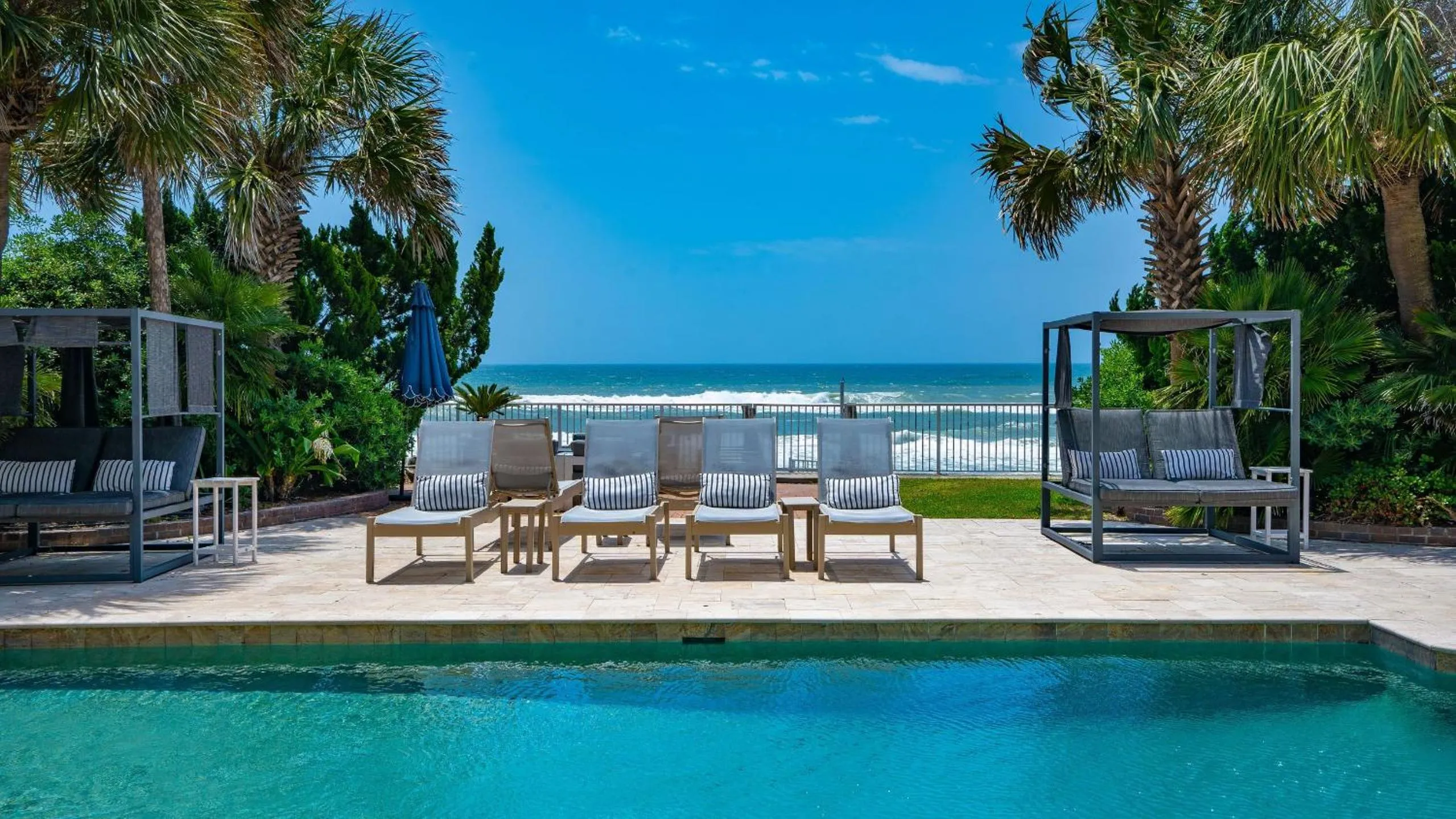 Promenade by AvantStay Beach Front Mansion w Breathtaking Views Pool