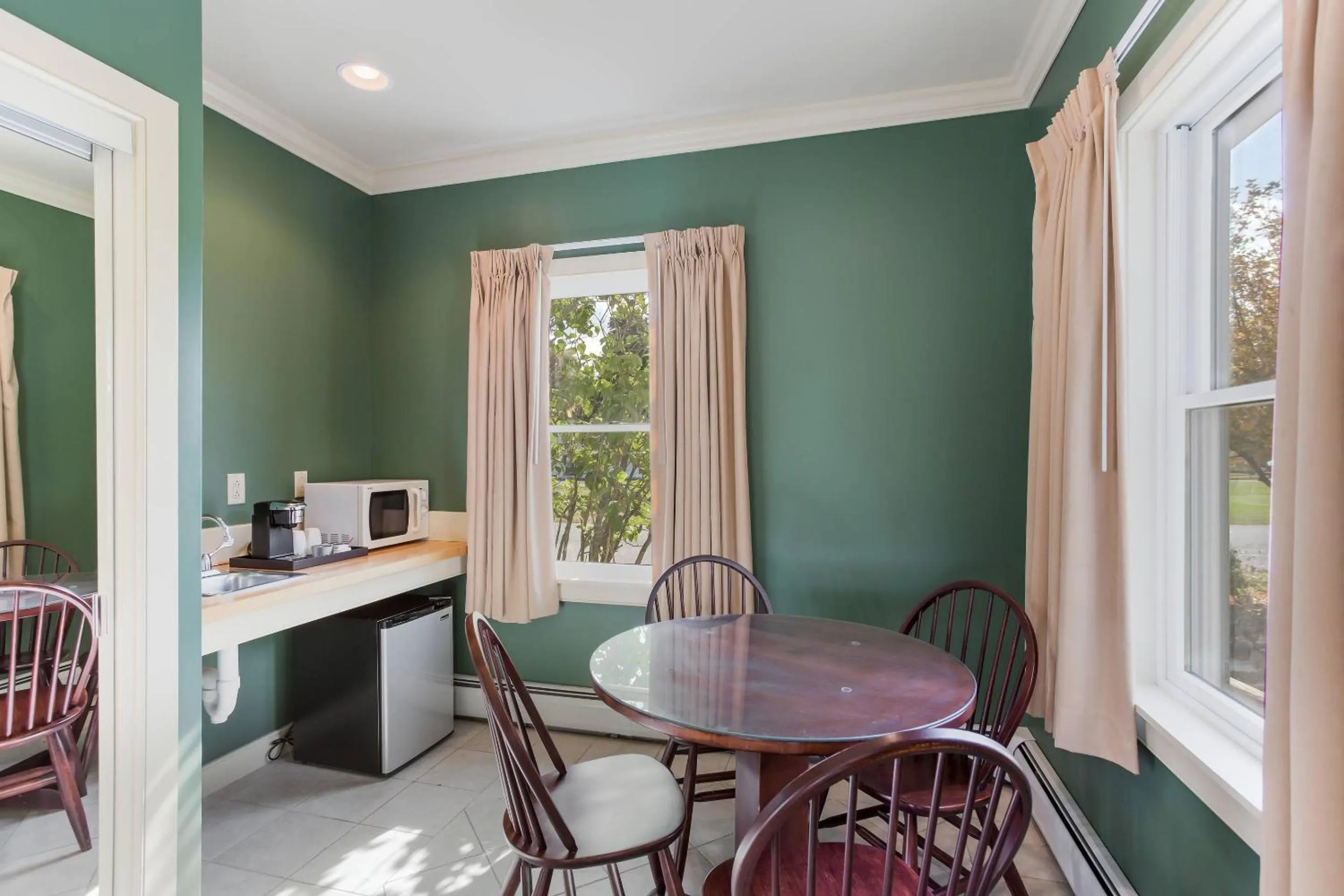Bedroom in The Palmer House Resort, an Ascend Collection Hotel