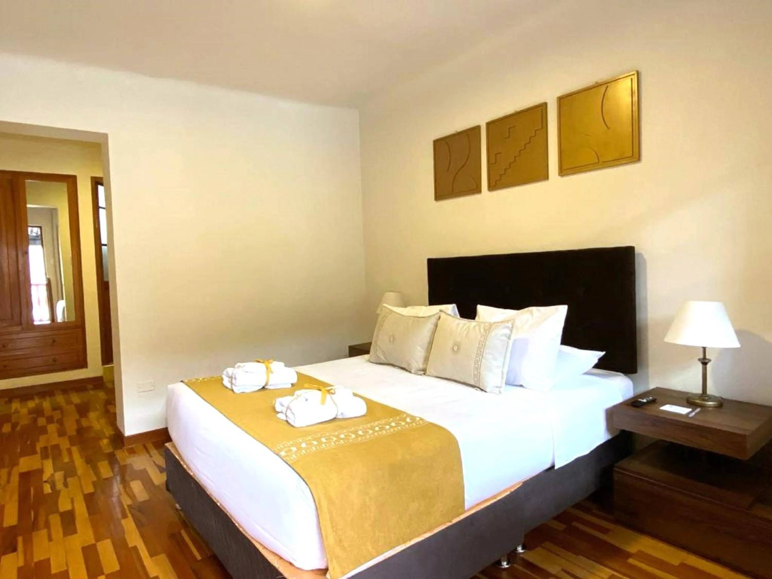 Bed in Katari at Plaza de Armas Cusco