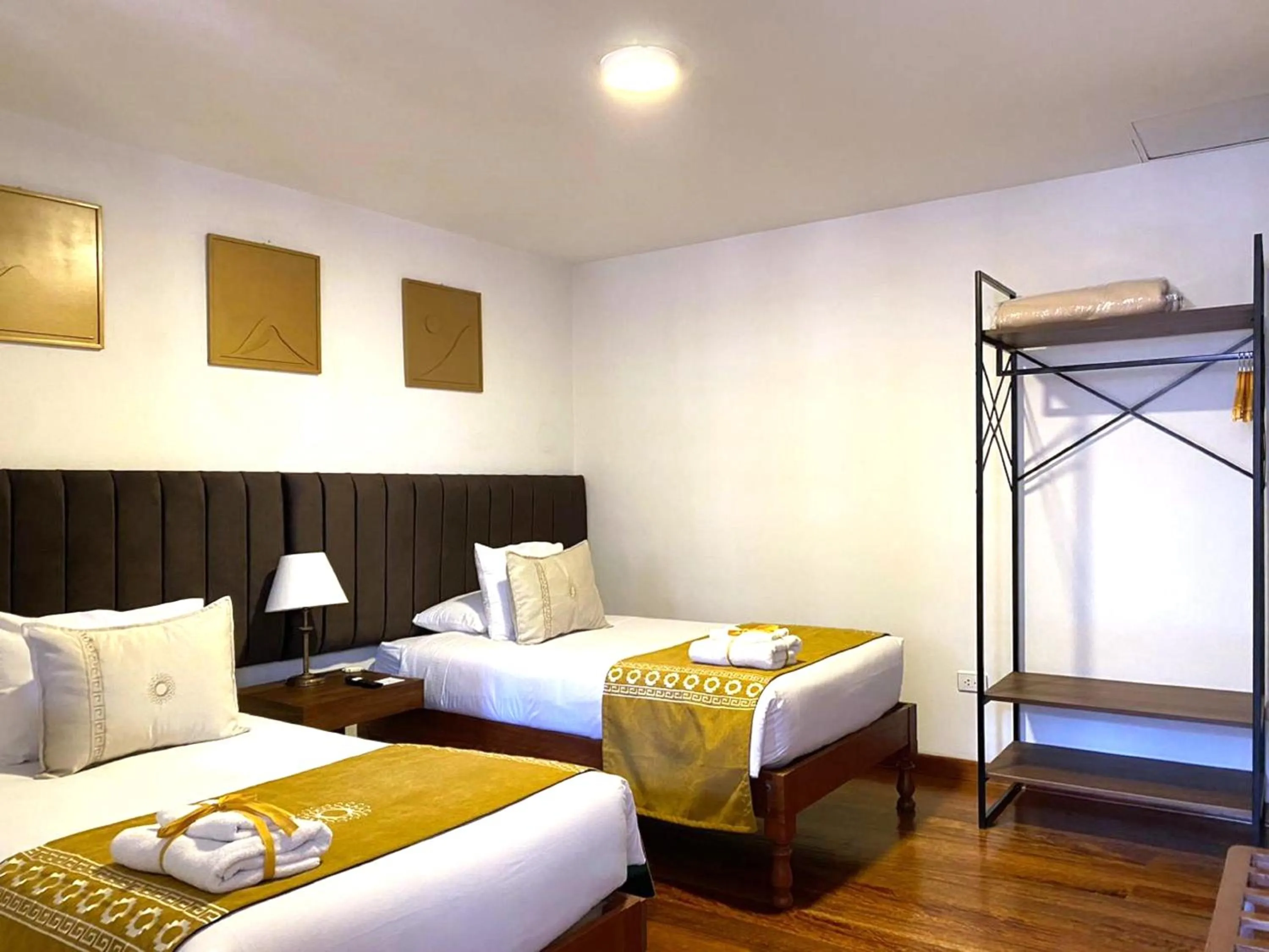 Photo of the whole room, Bed in Katari at Plaza de Armas Cusco