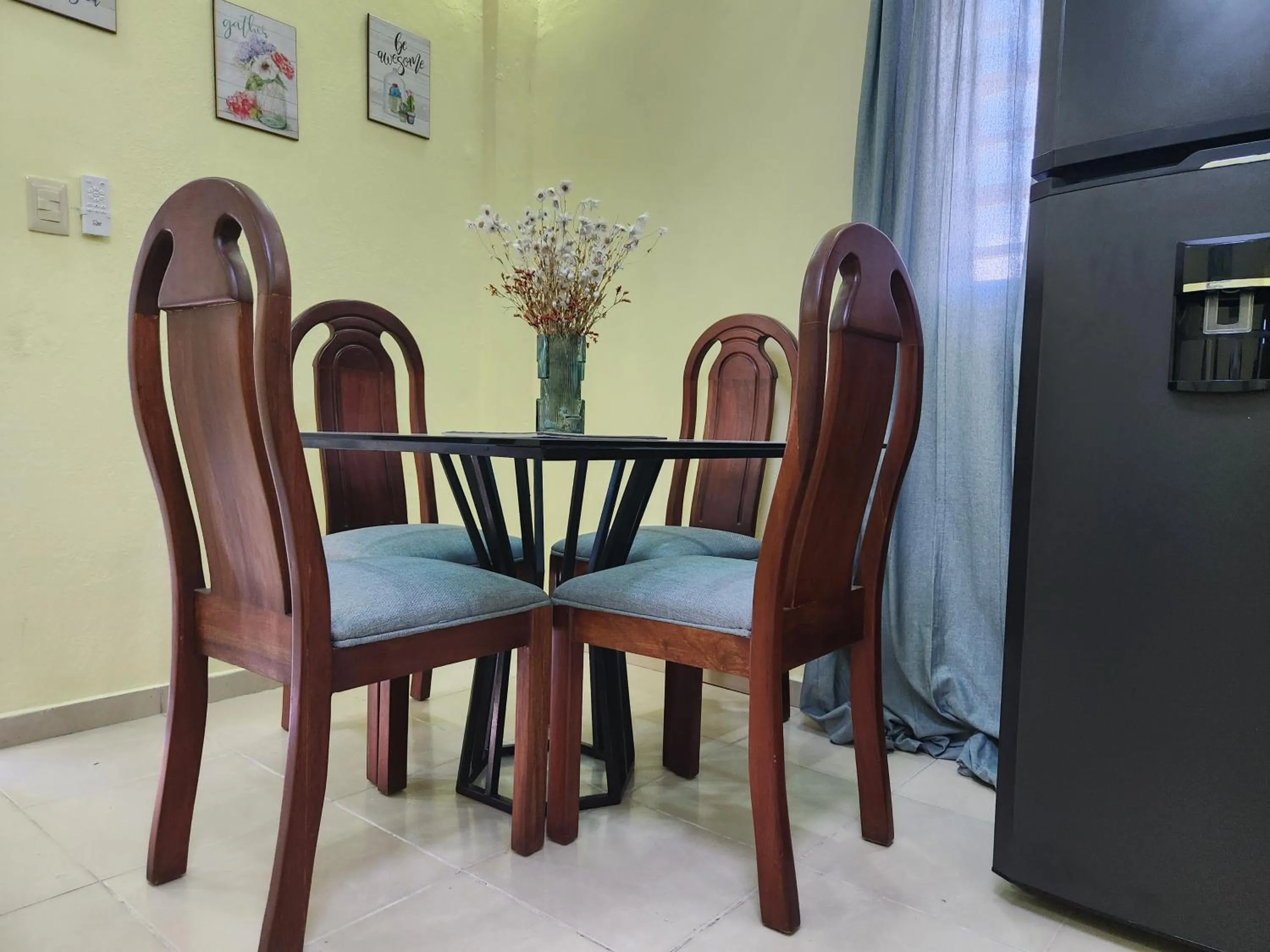 Dining area in Apartamentos Melya cerca de la Playa Caleta
