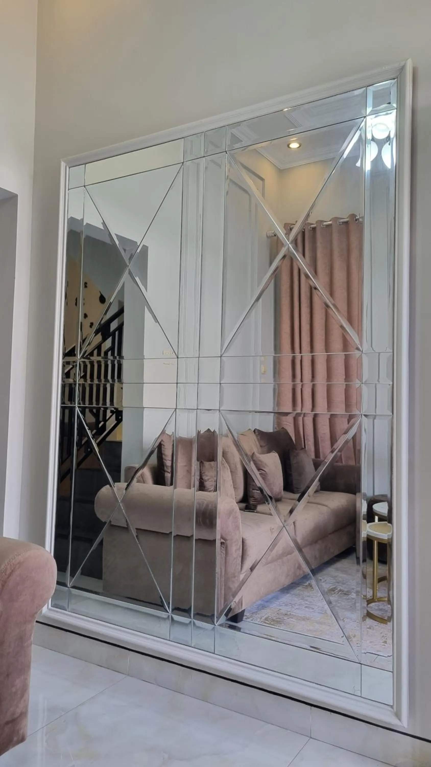 Living room in Oemah Wisata RinginSari -Full House, 5 Bed Rooms-