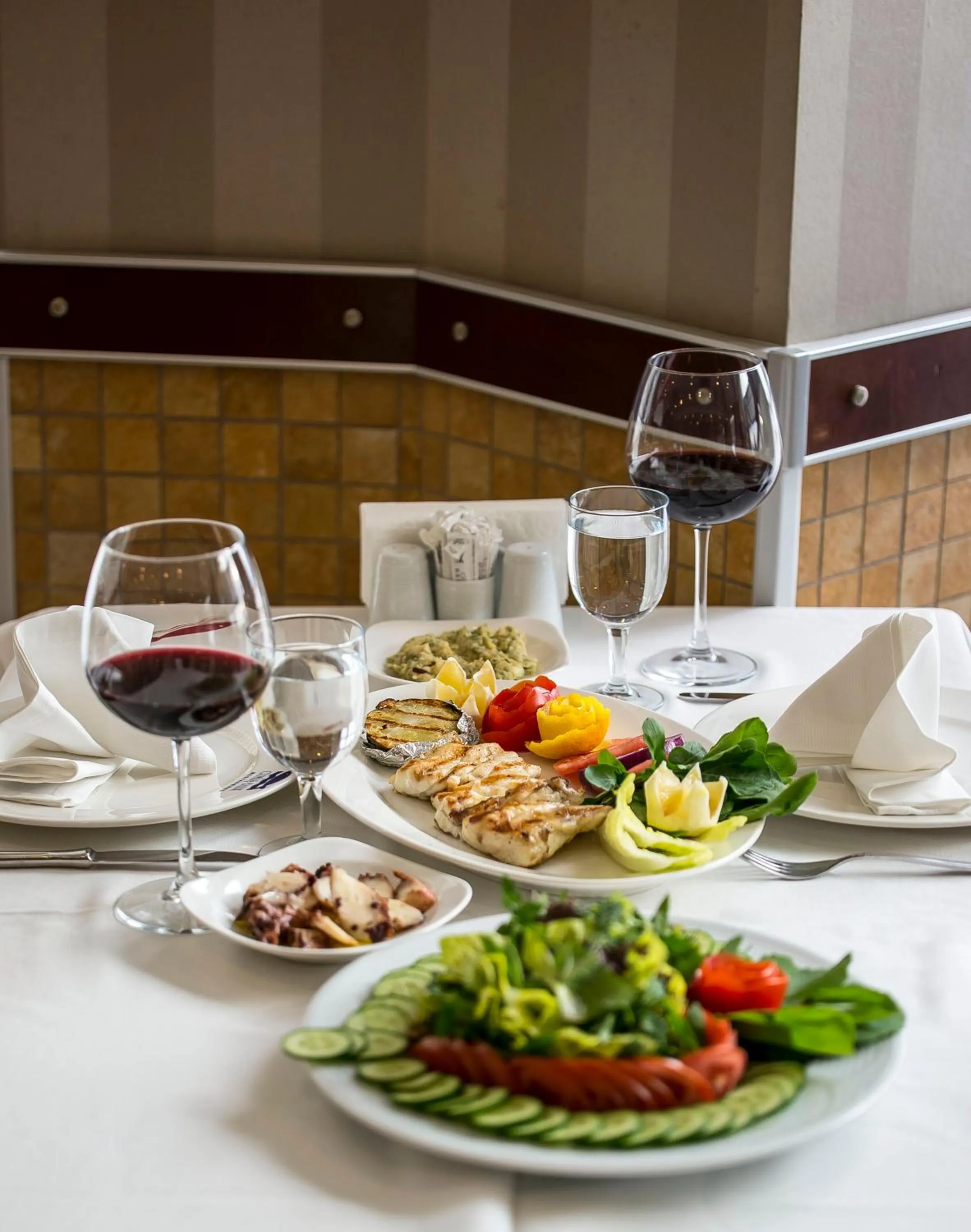 Restaurant/places to eat in Kilim Hotel Izmir