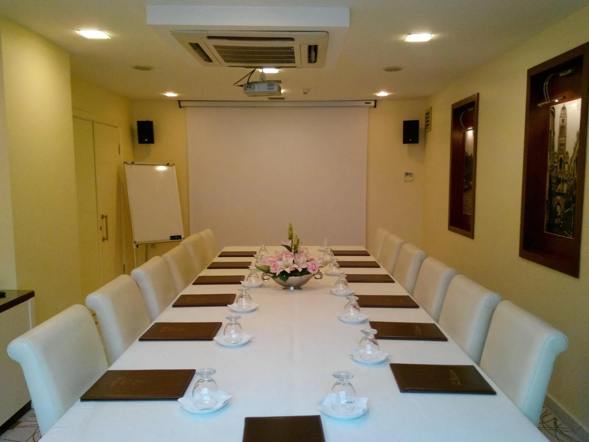 Meeting/conference room in Kilim Hotel Izmir