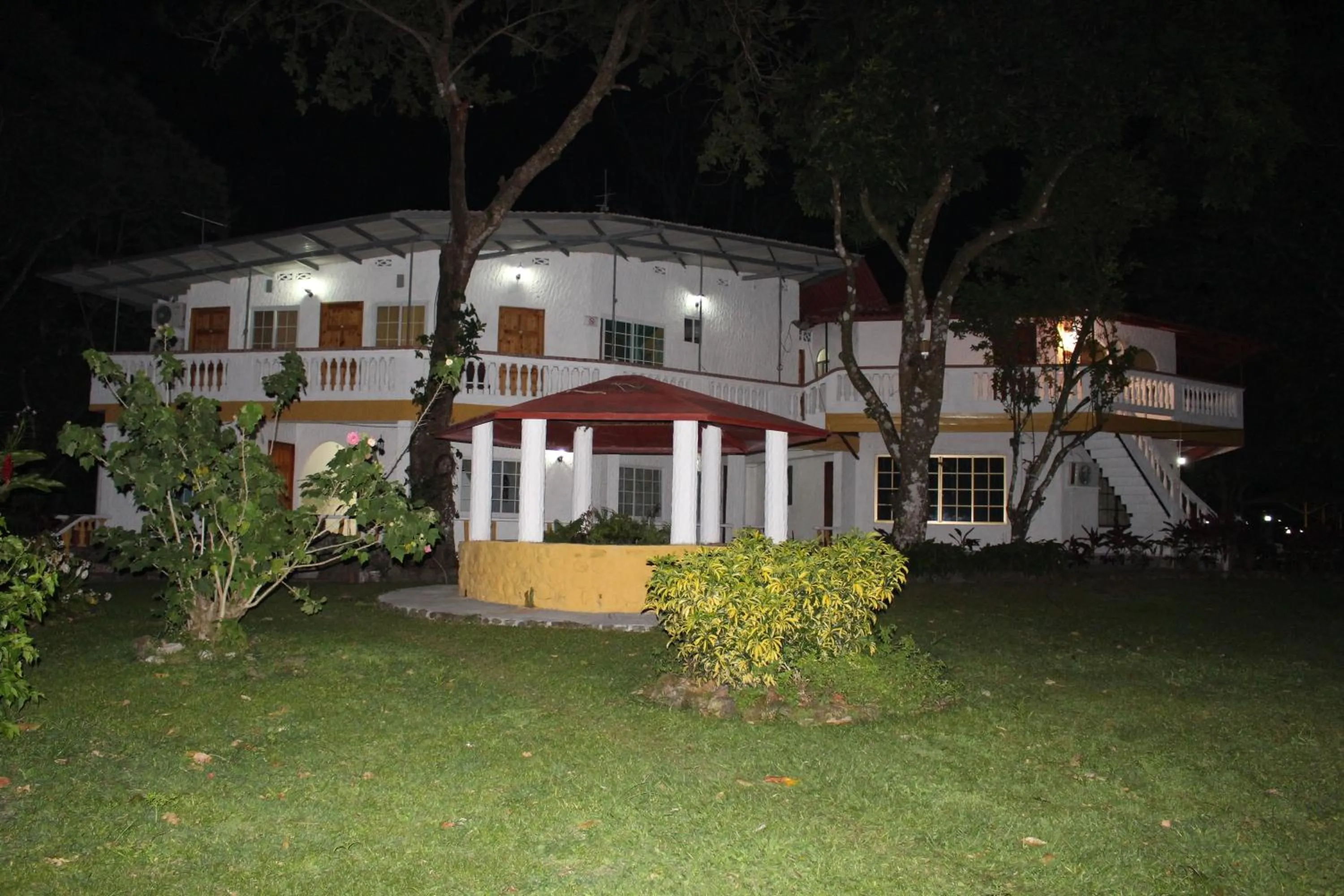 Night in Hotel Valle Verde