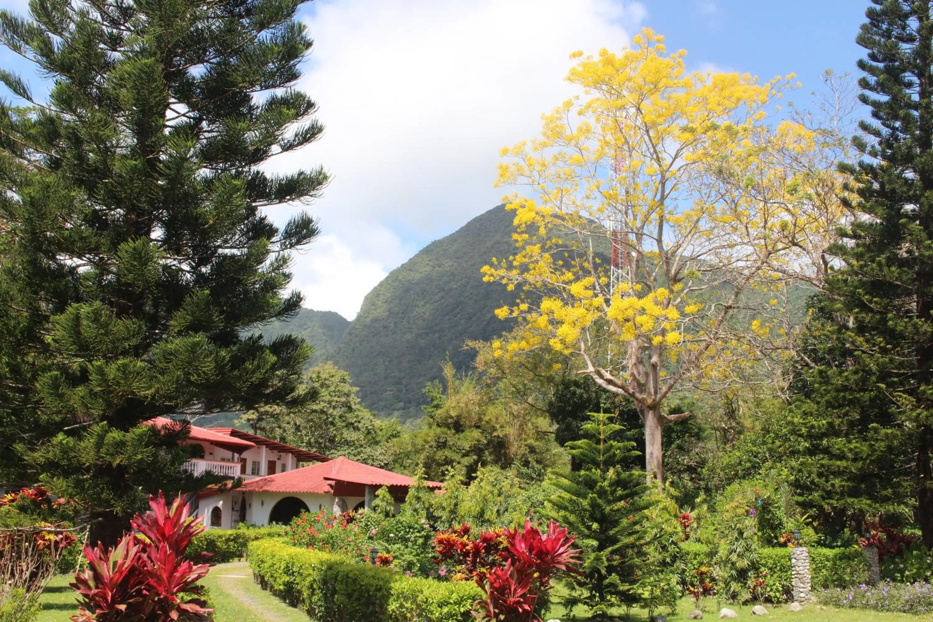 Hotel Valle Verde