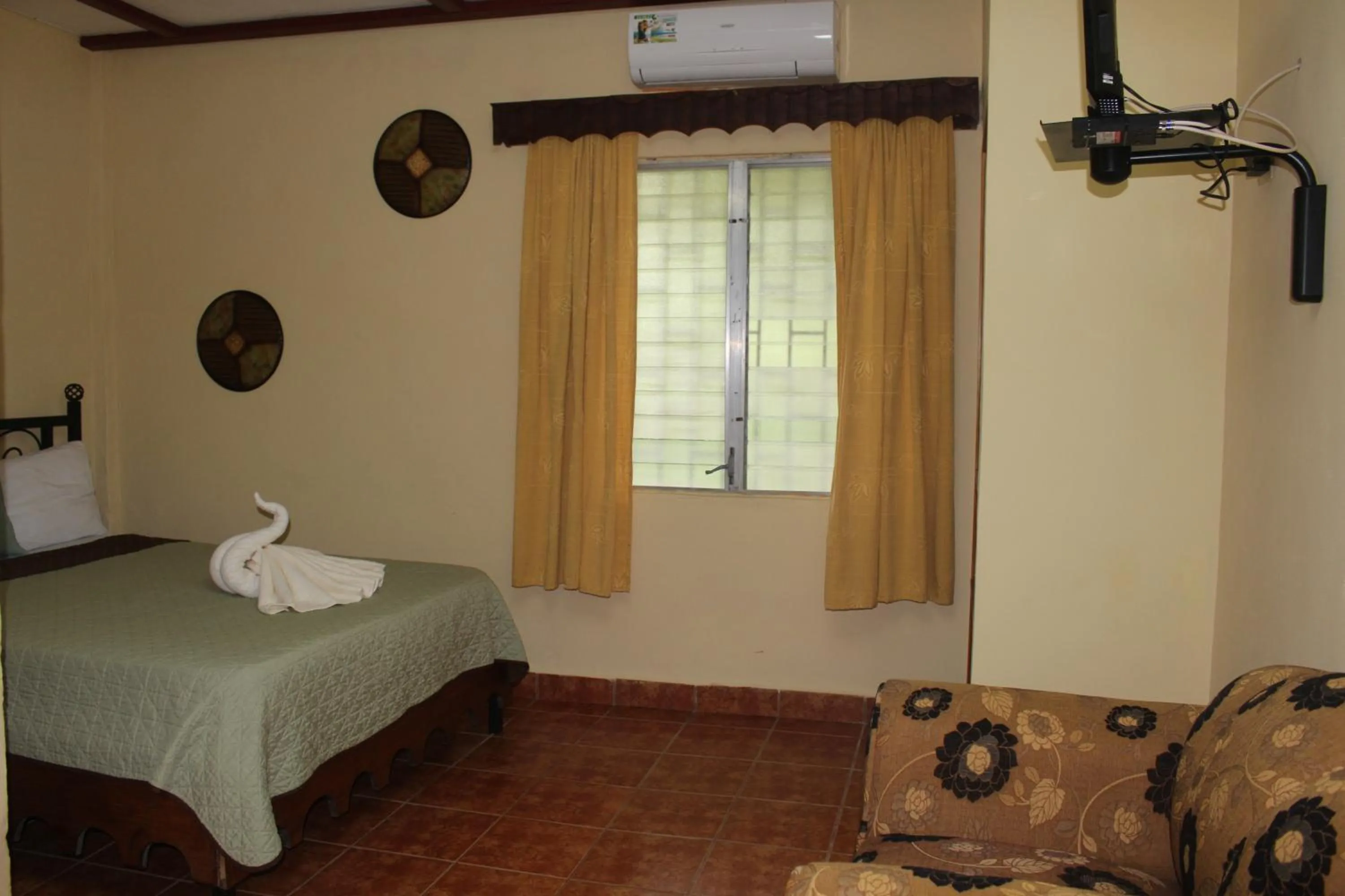 Photo of the whole room, Bed in Hotel Valle Verde