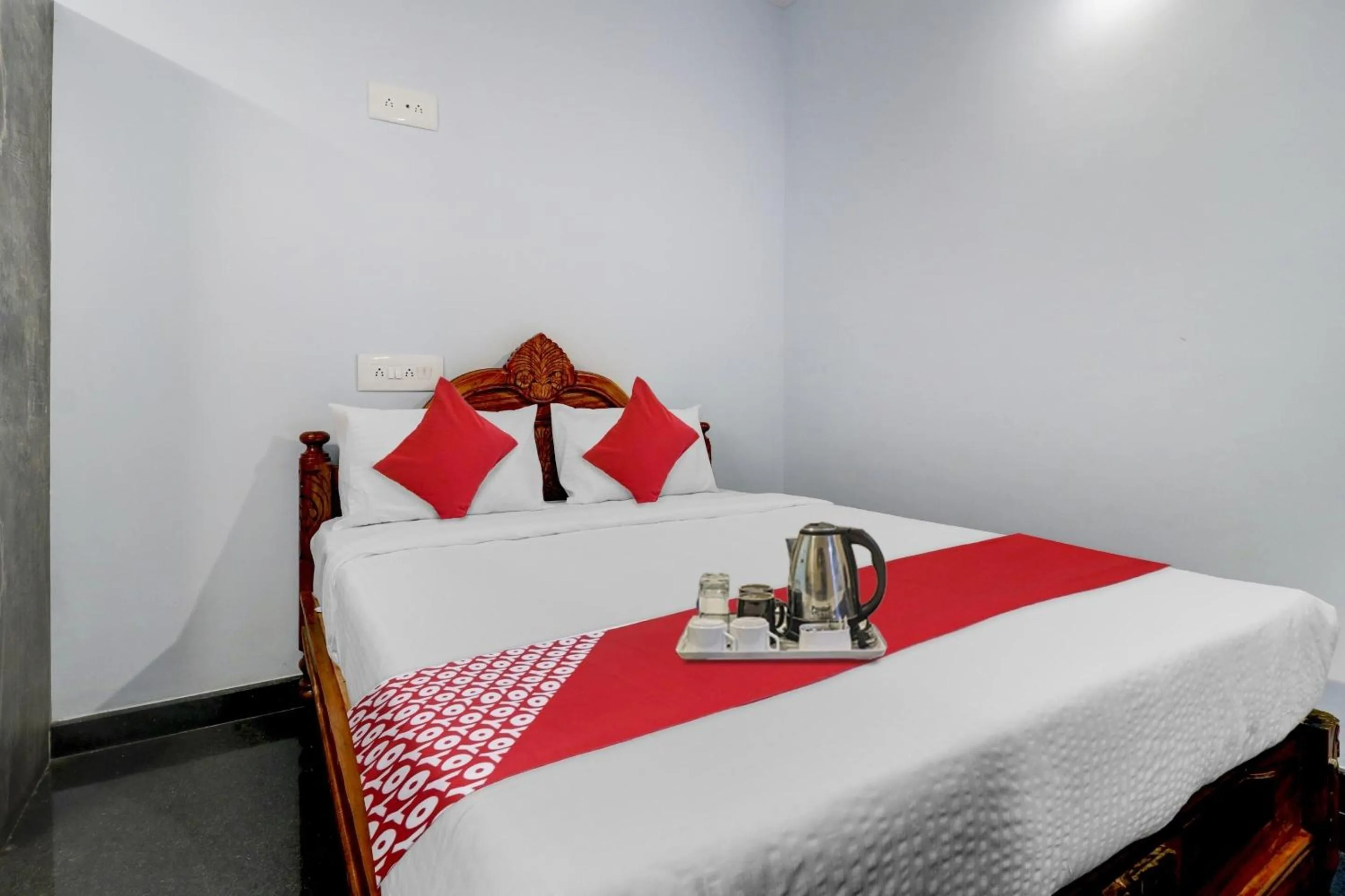 Bedroom in Hotel O BS Residency