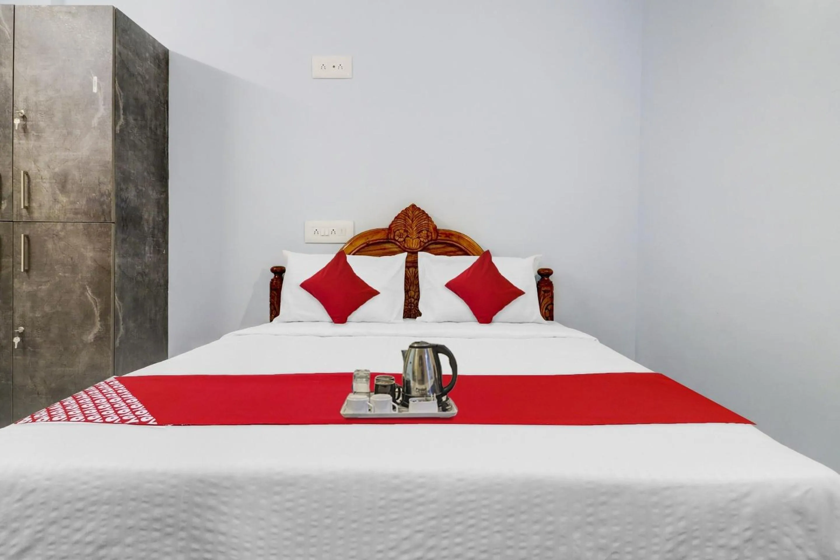 Bedroom in Hotel O BS Residency