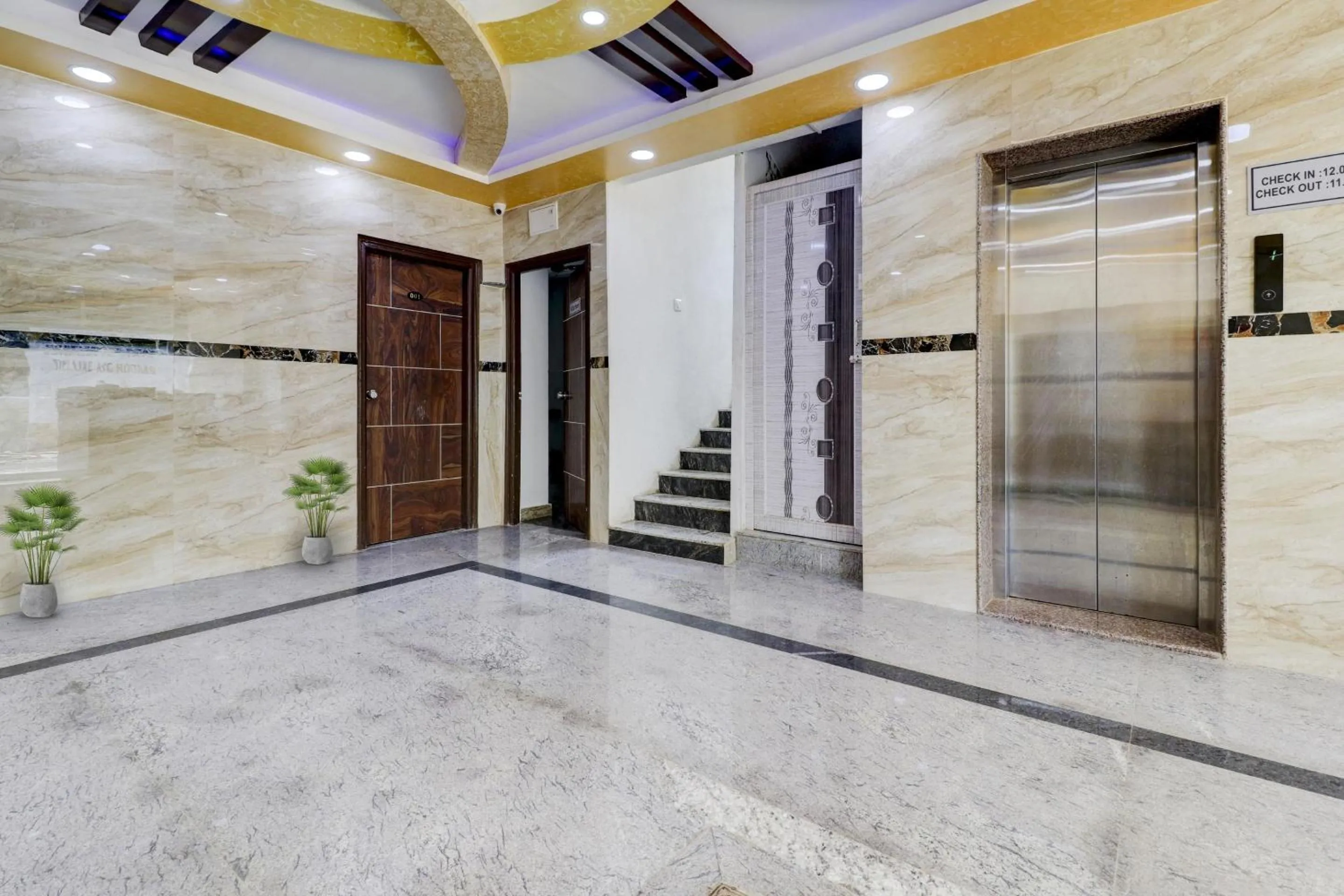 Facade/entrance in Hotel O Sunshine Inn