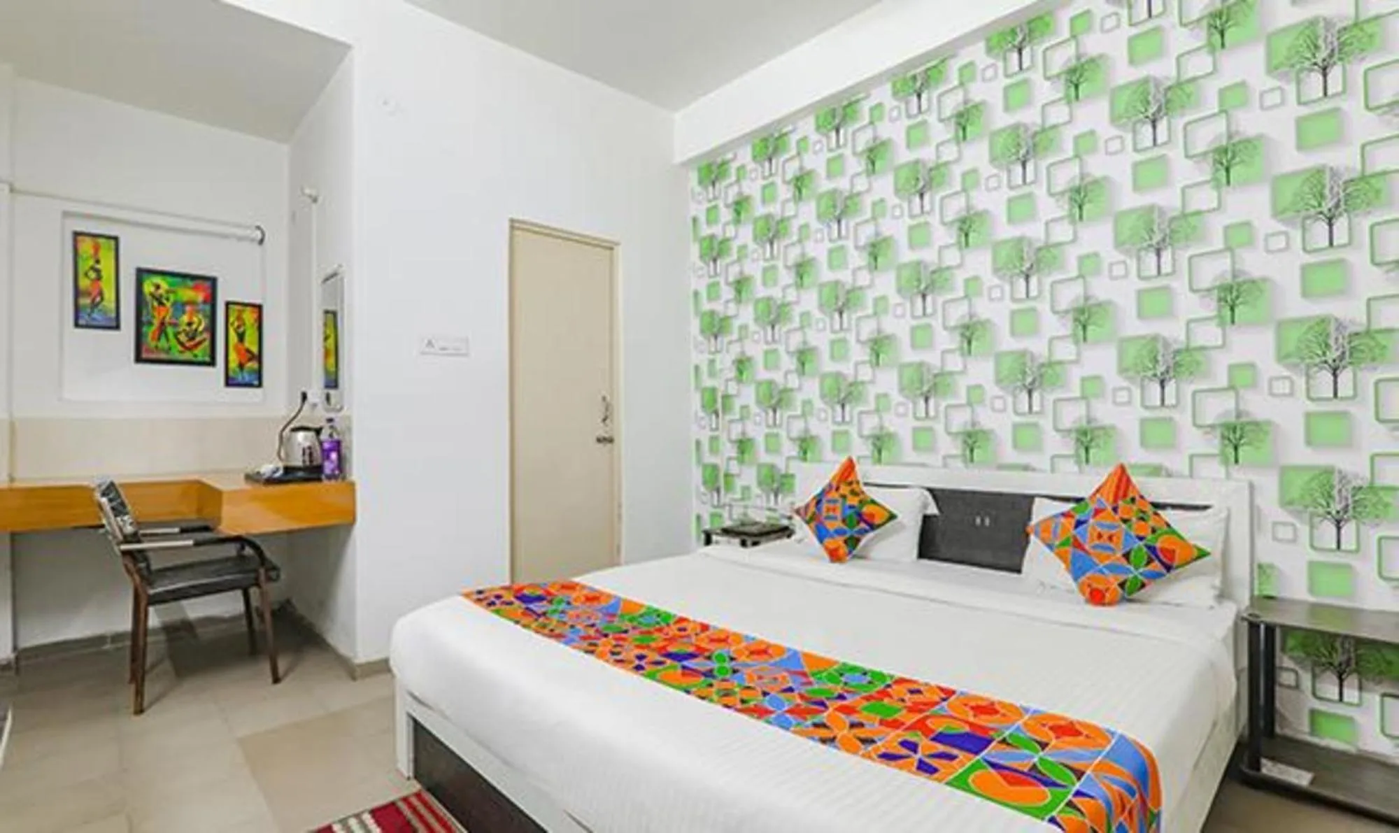 Bed in FabExpress Ashiyana Inn