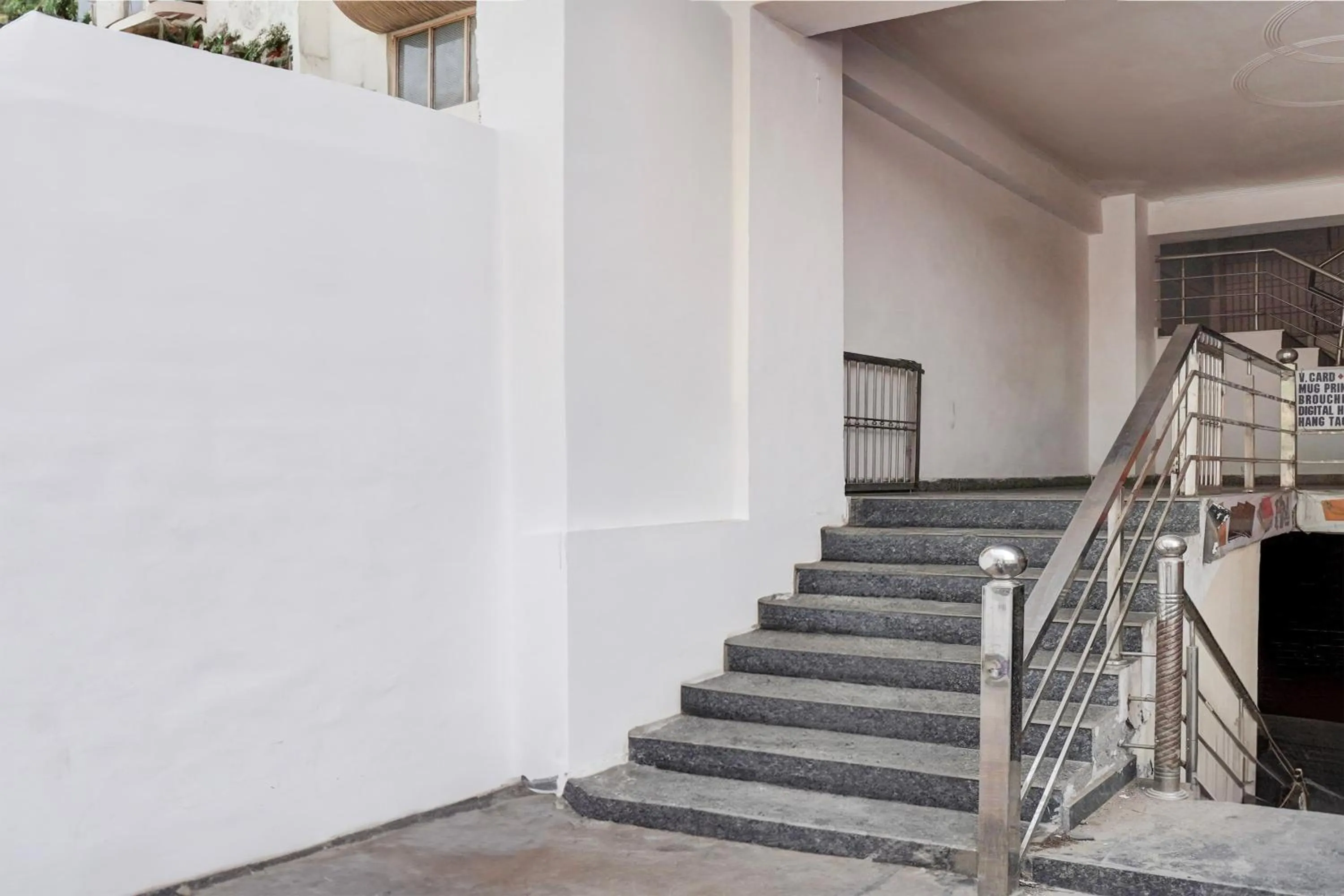 Facade/entrance in Hotel O Wamson