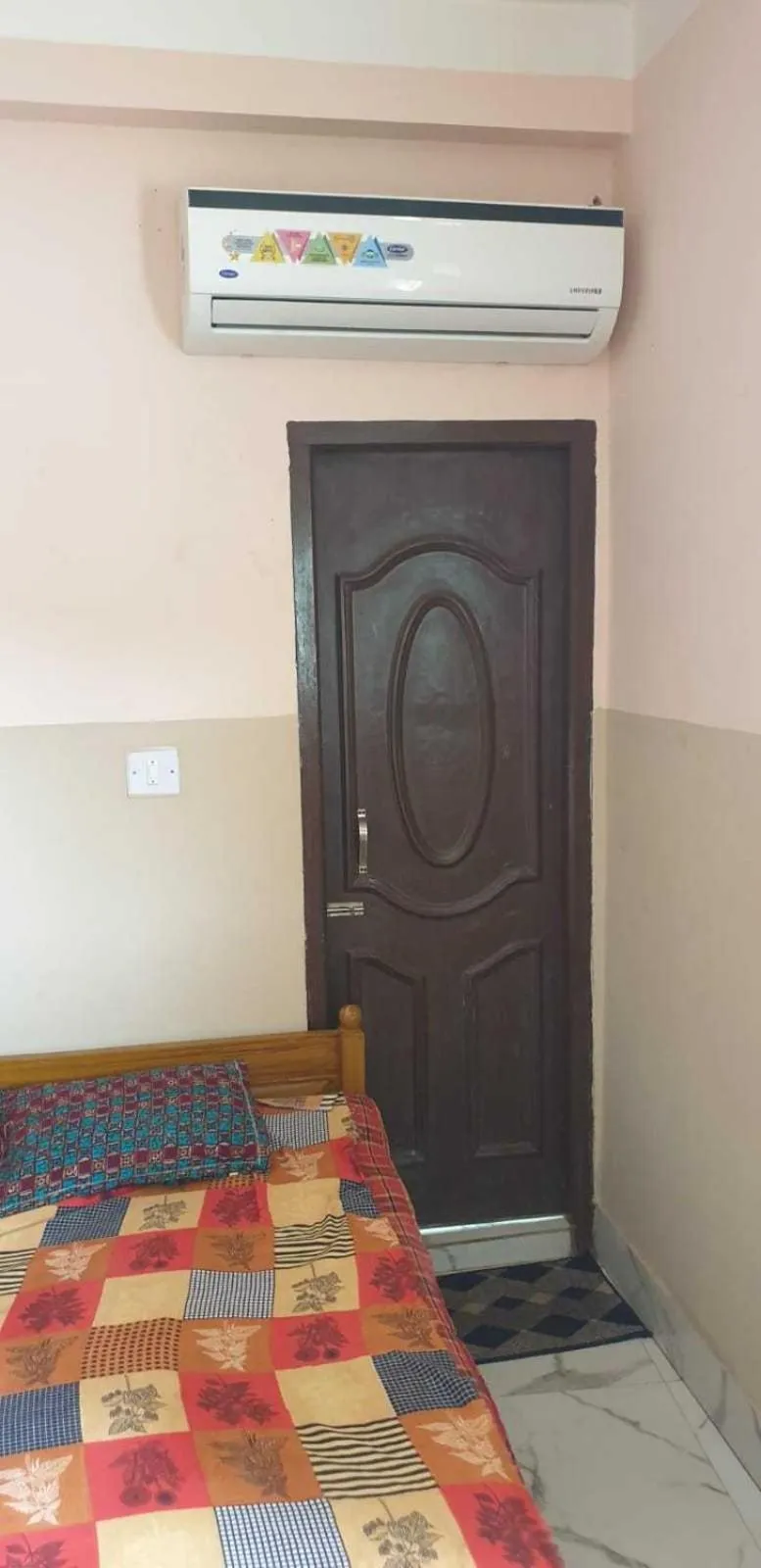 Bedroom in Hotel O Shivdham