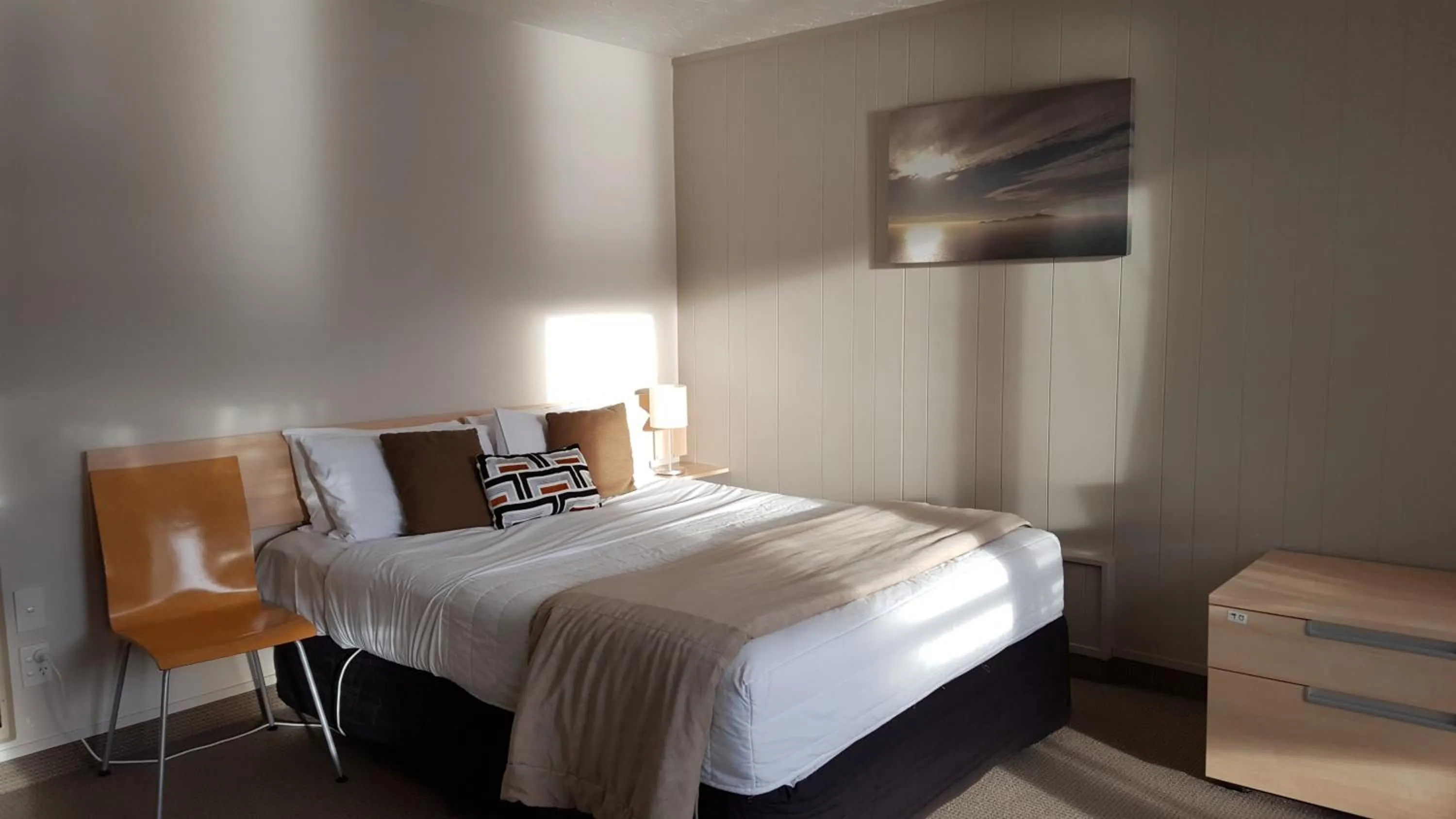 Bedroom, Bed in Akaroa Waterfront Motels