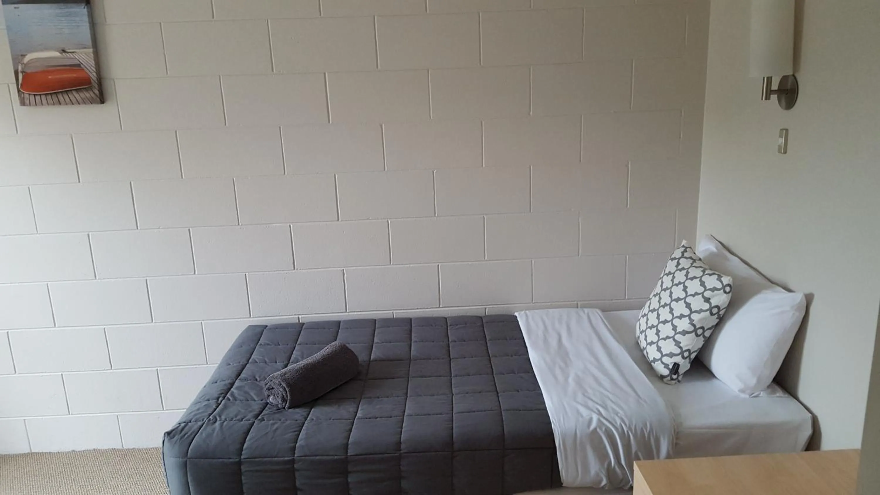 Bed in Akaroa Waterfront Motels