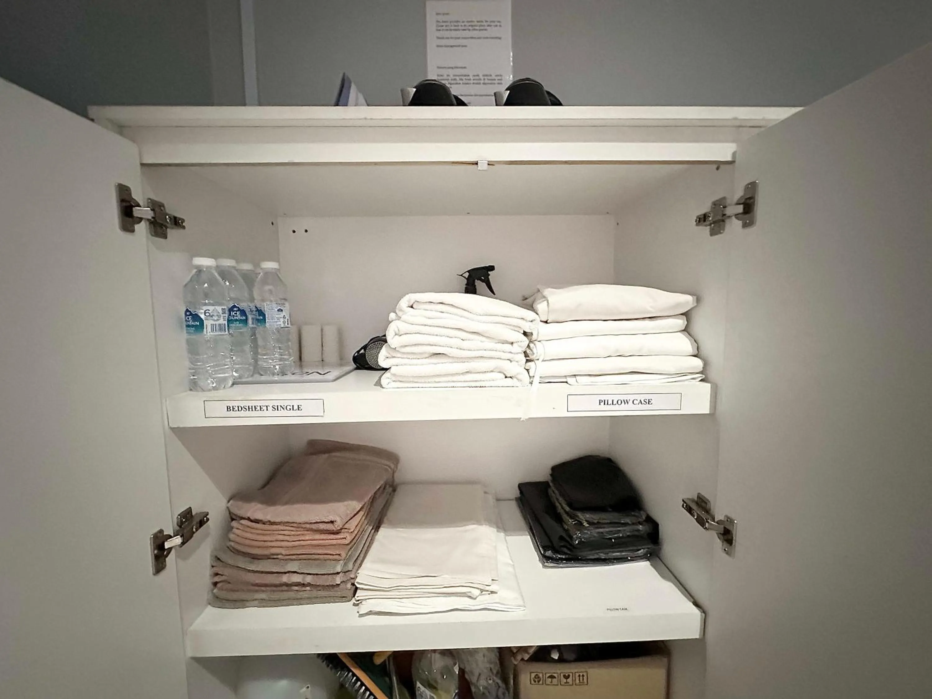 Drinks in # Hashtag Hotel - Self Check in