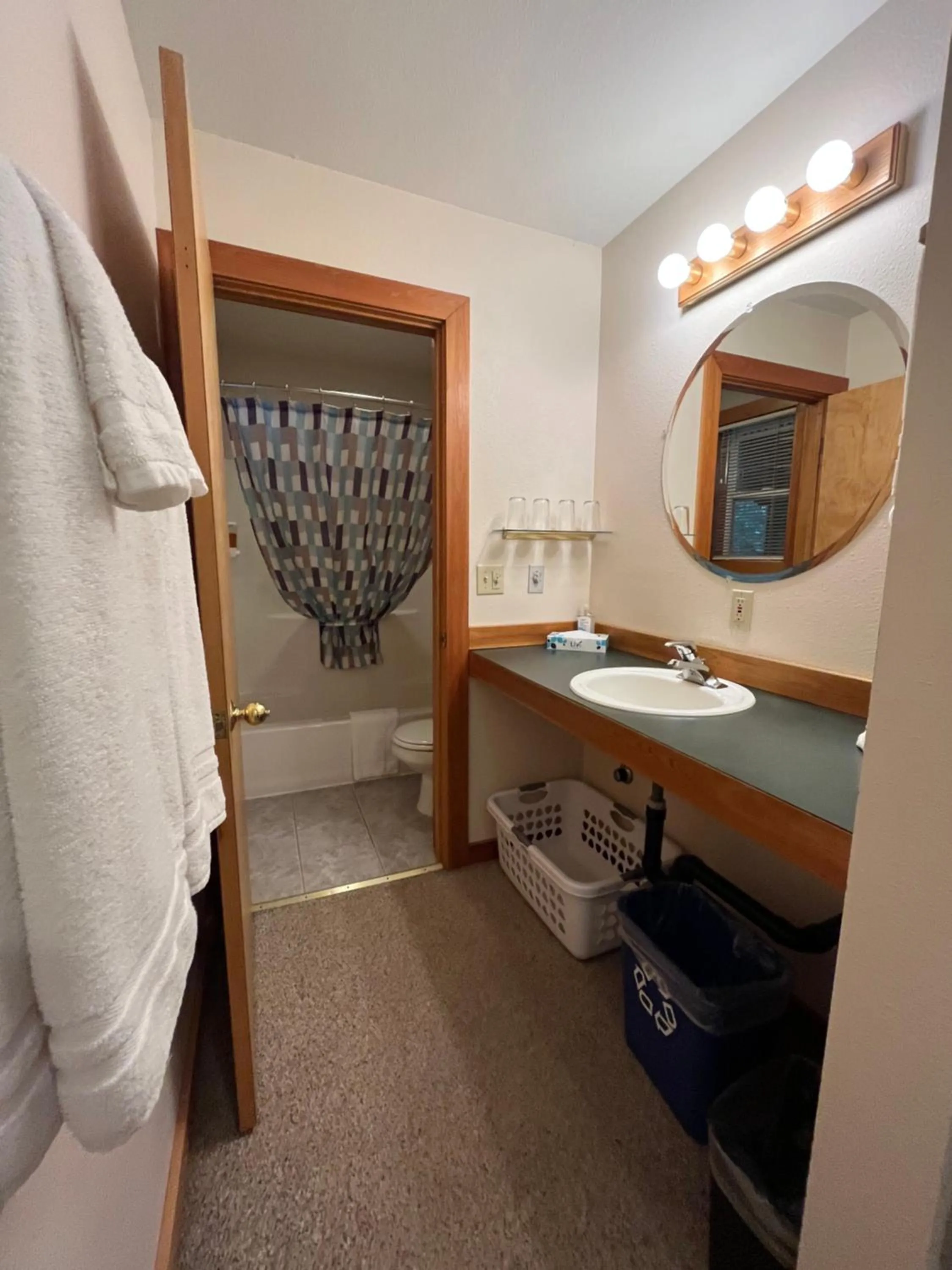 Shower in River Run Inn