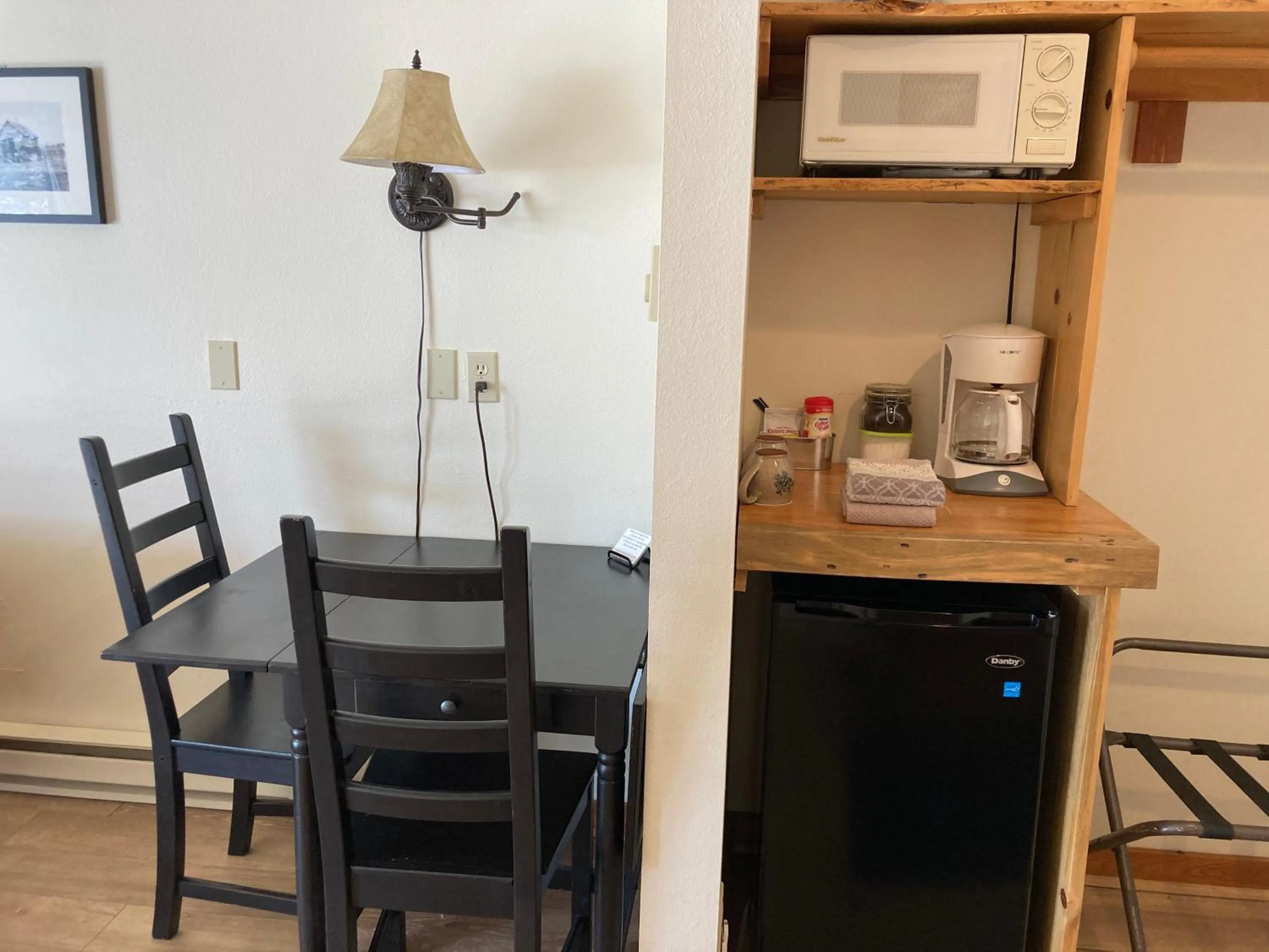 Dining area in River Run Inn