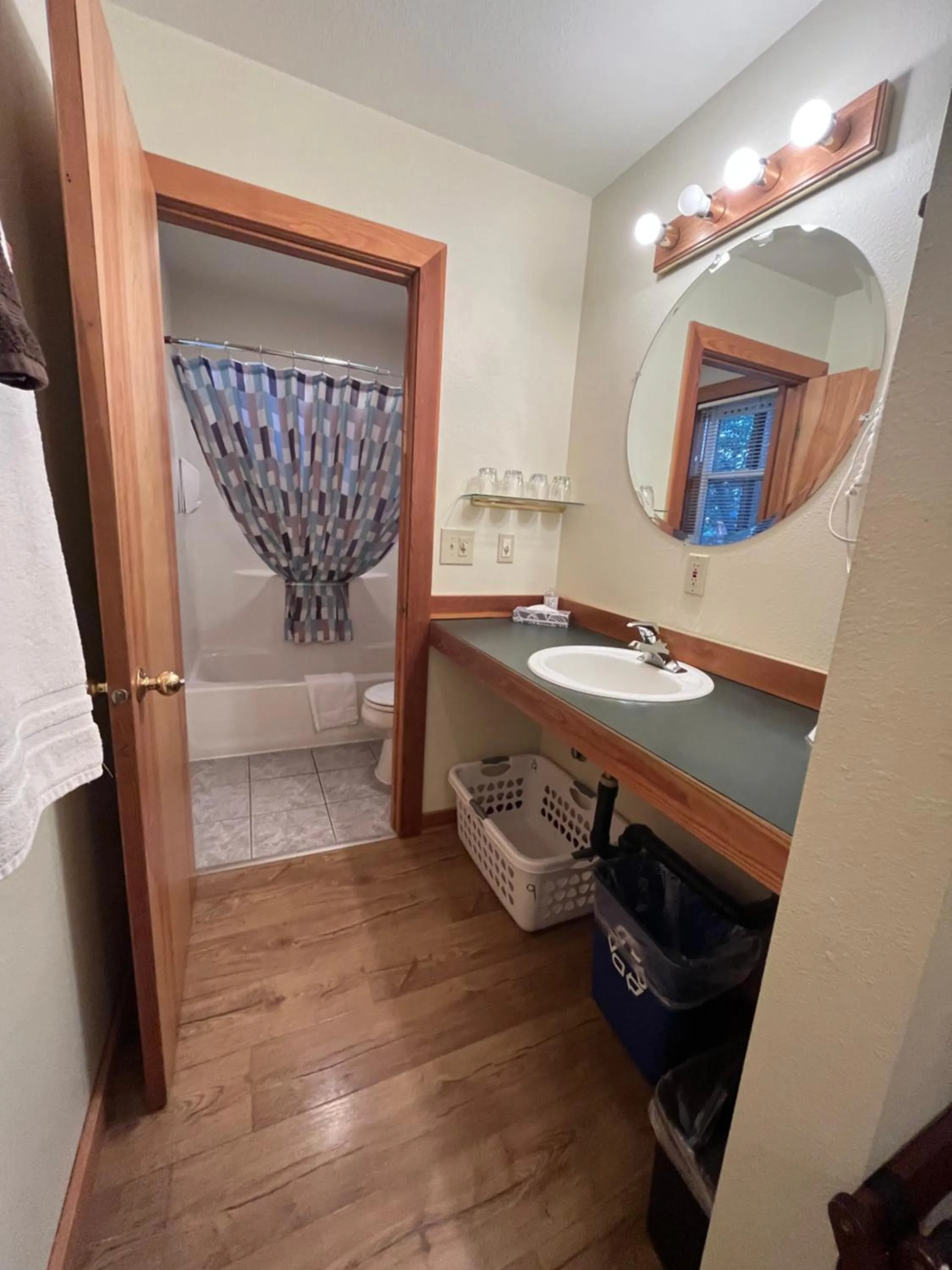 Shower in River Run Inn