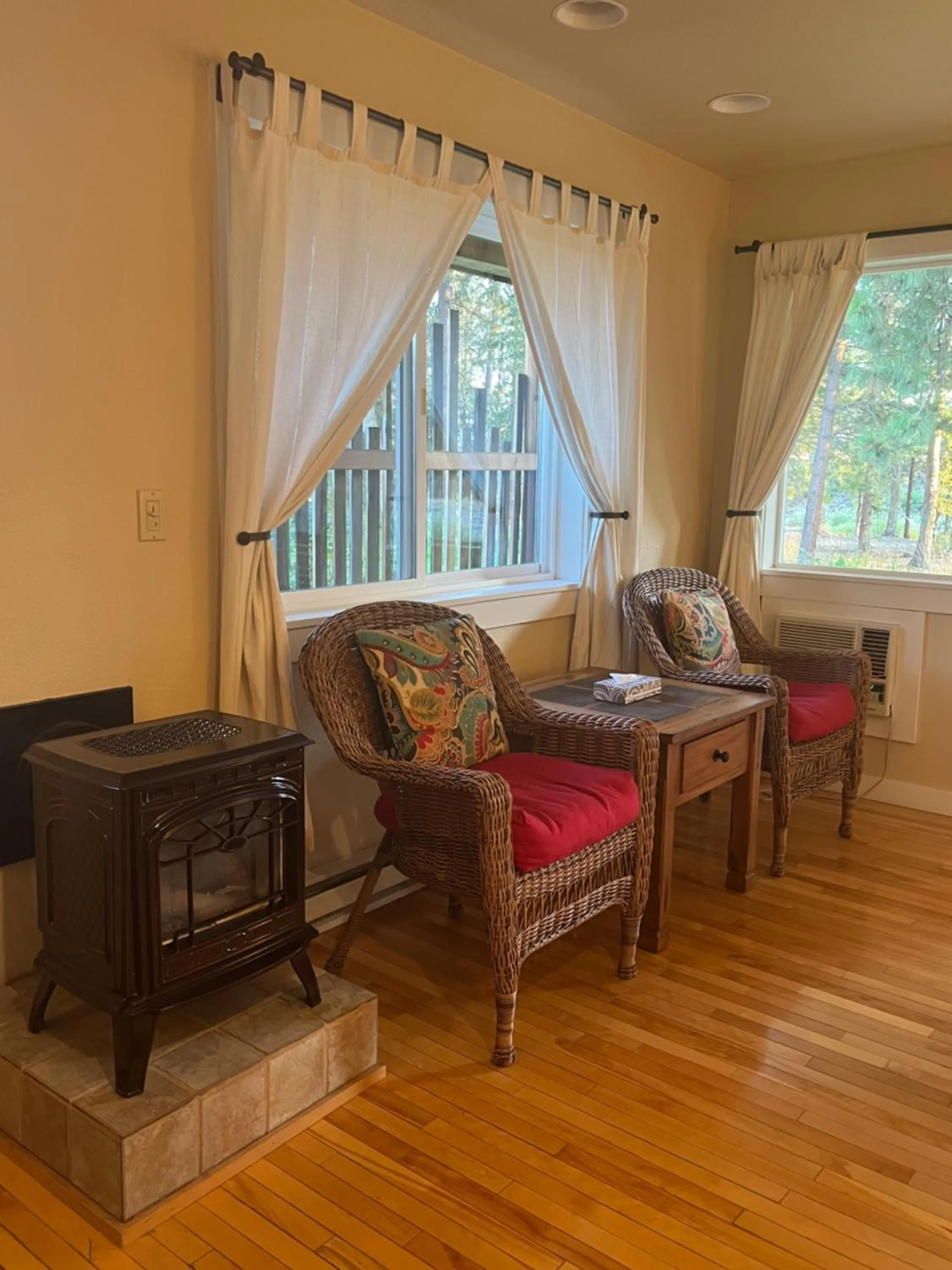 Seating area in River Run Inn