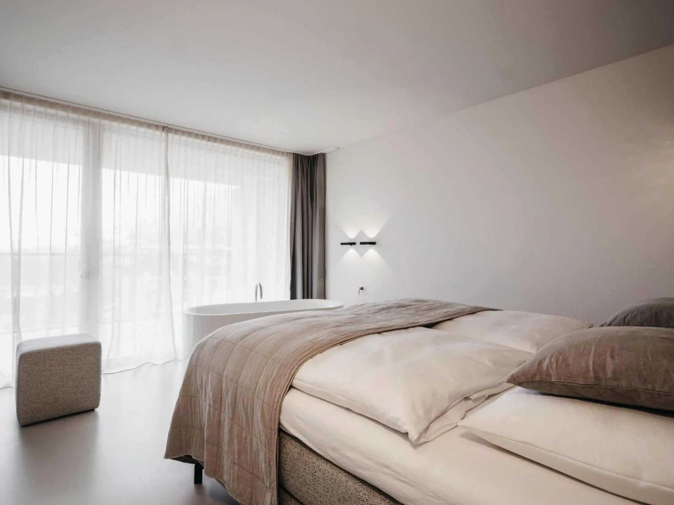 Bed in Haven Mountain Retreat