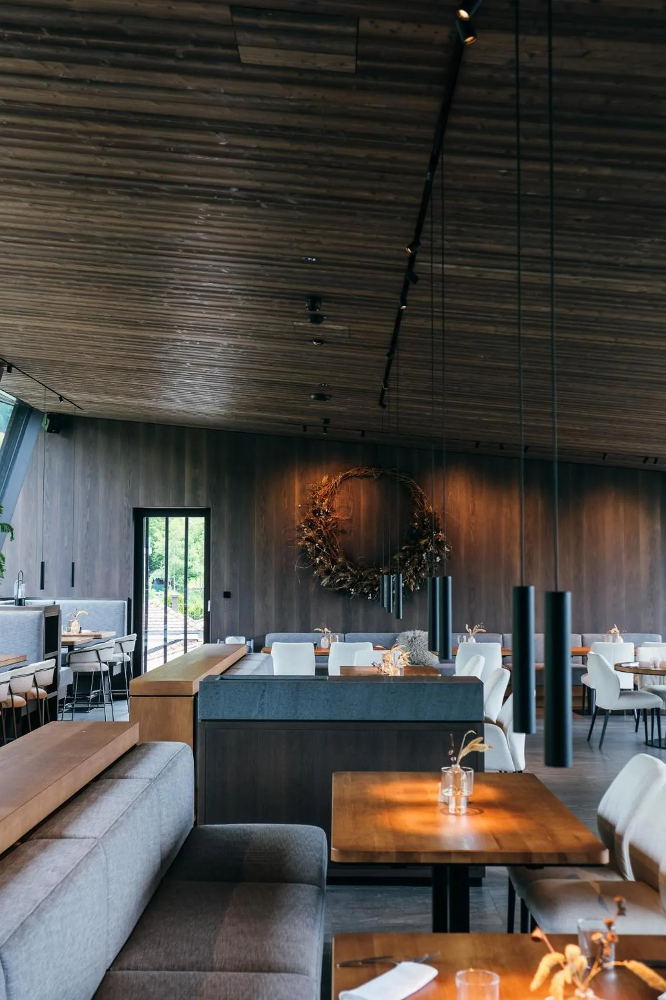 Restaurant/places to eat in Haven Mountain Retreat