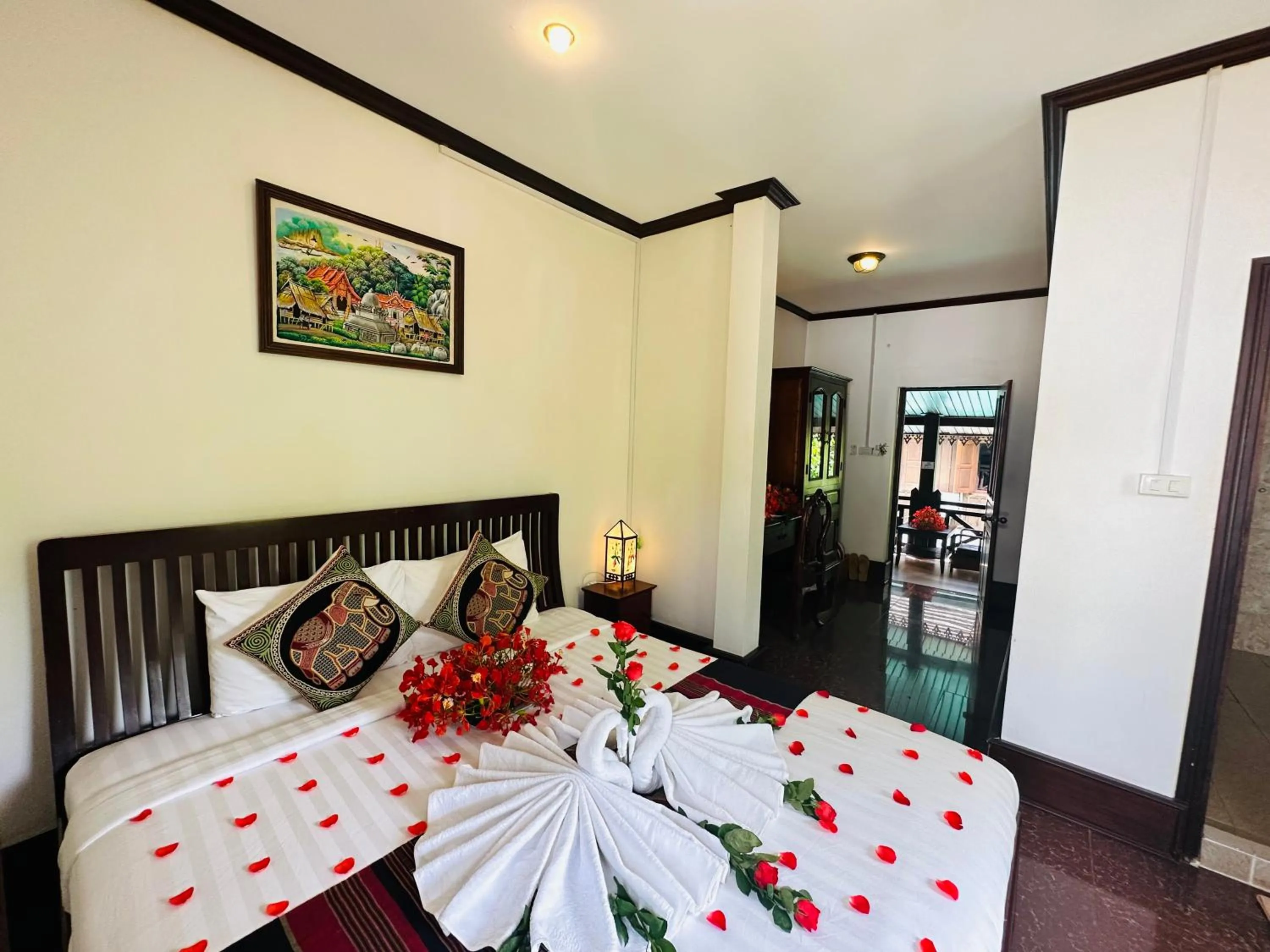 Bed in Thatsaphone Hotel