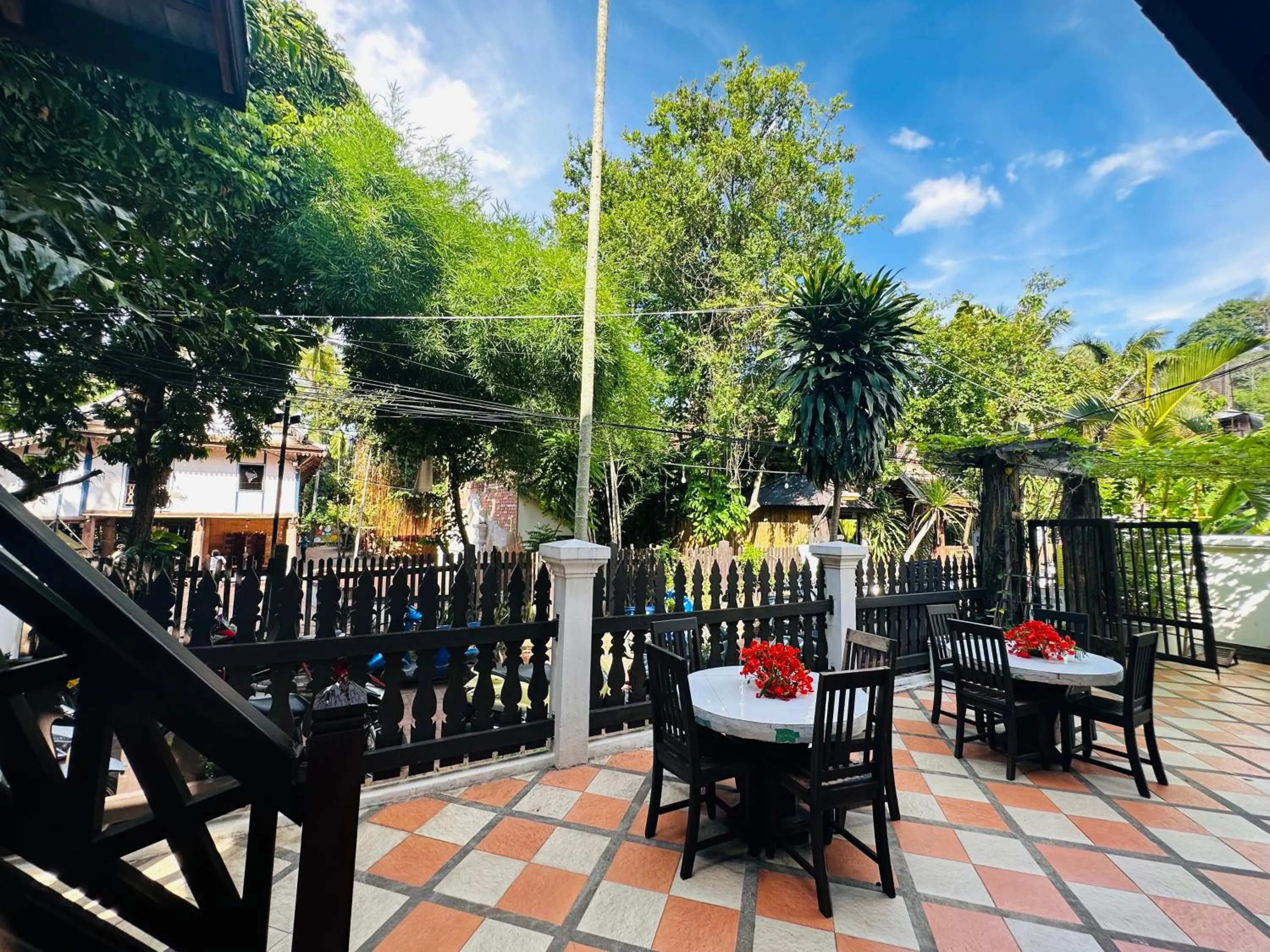 Patio in Thatsaphone Hotel