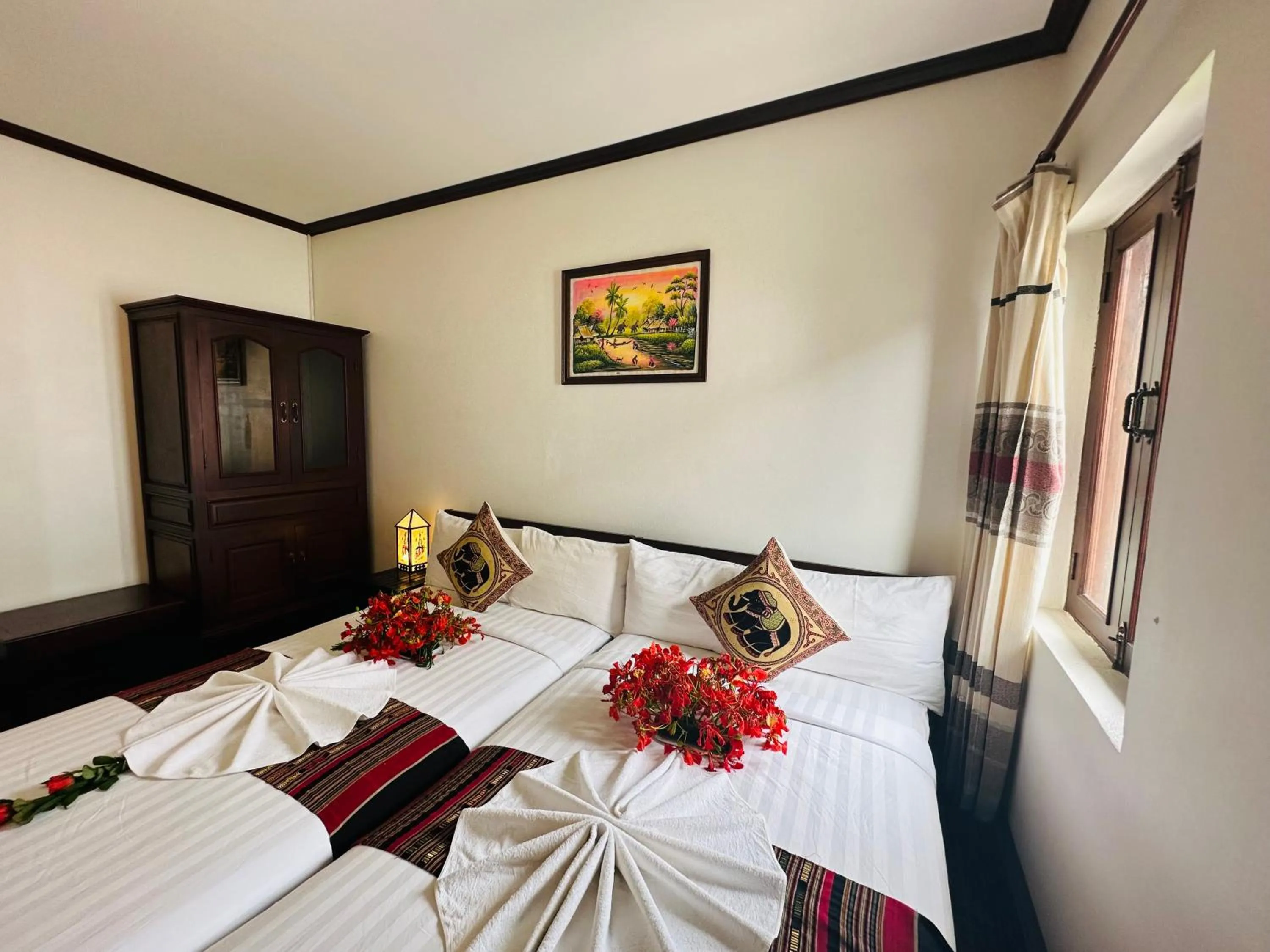 Bedroom, Bed in Thatsaphone Hotel