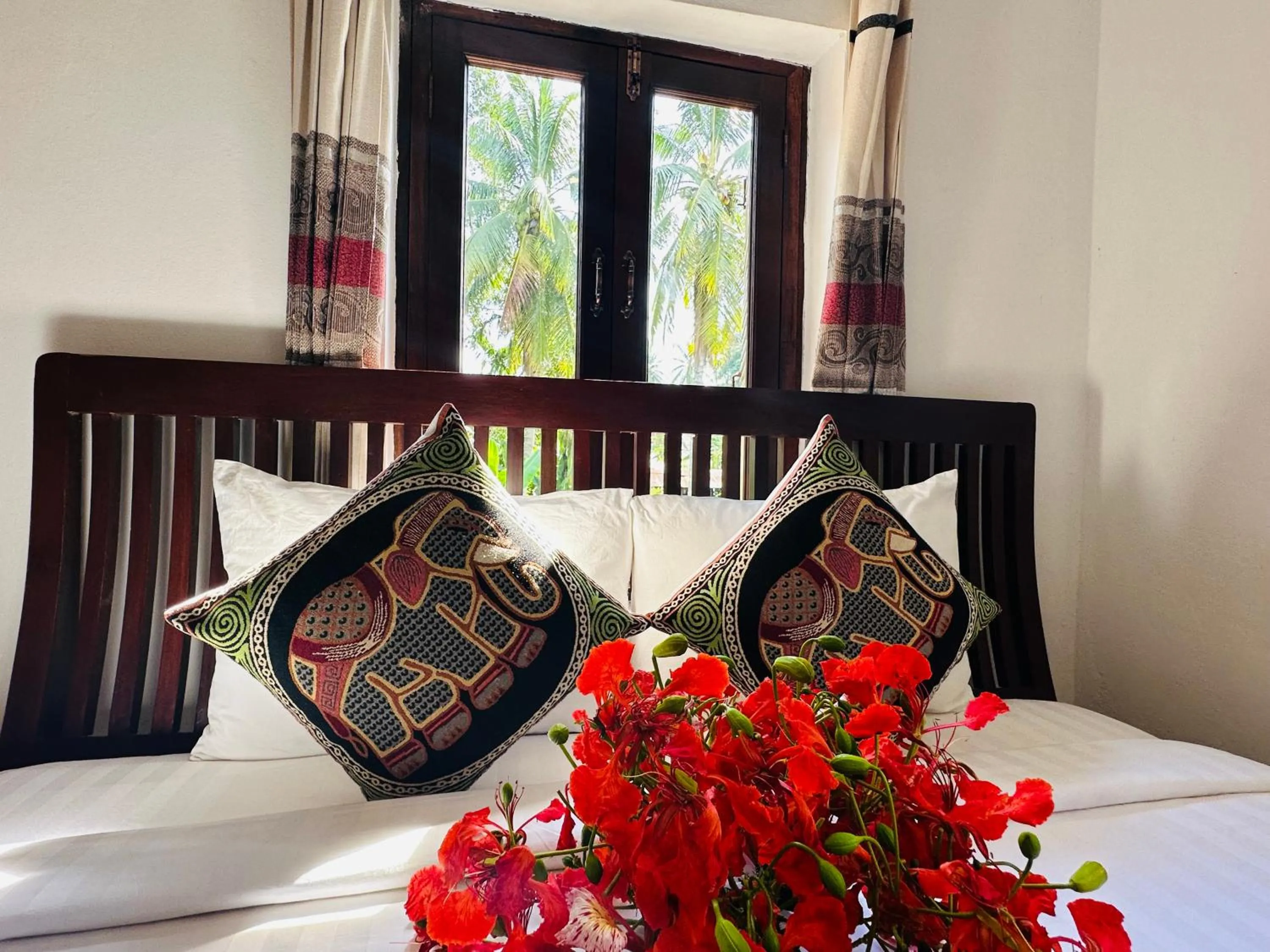 Bed in Thatsaphone Hotel