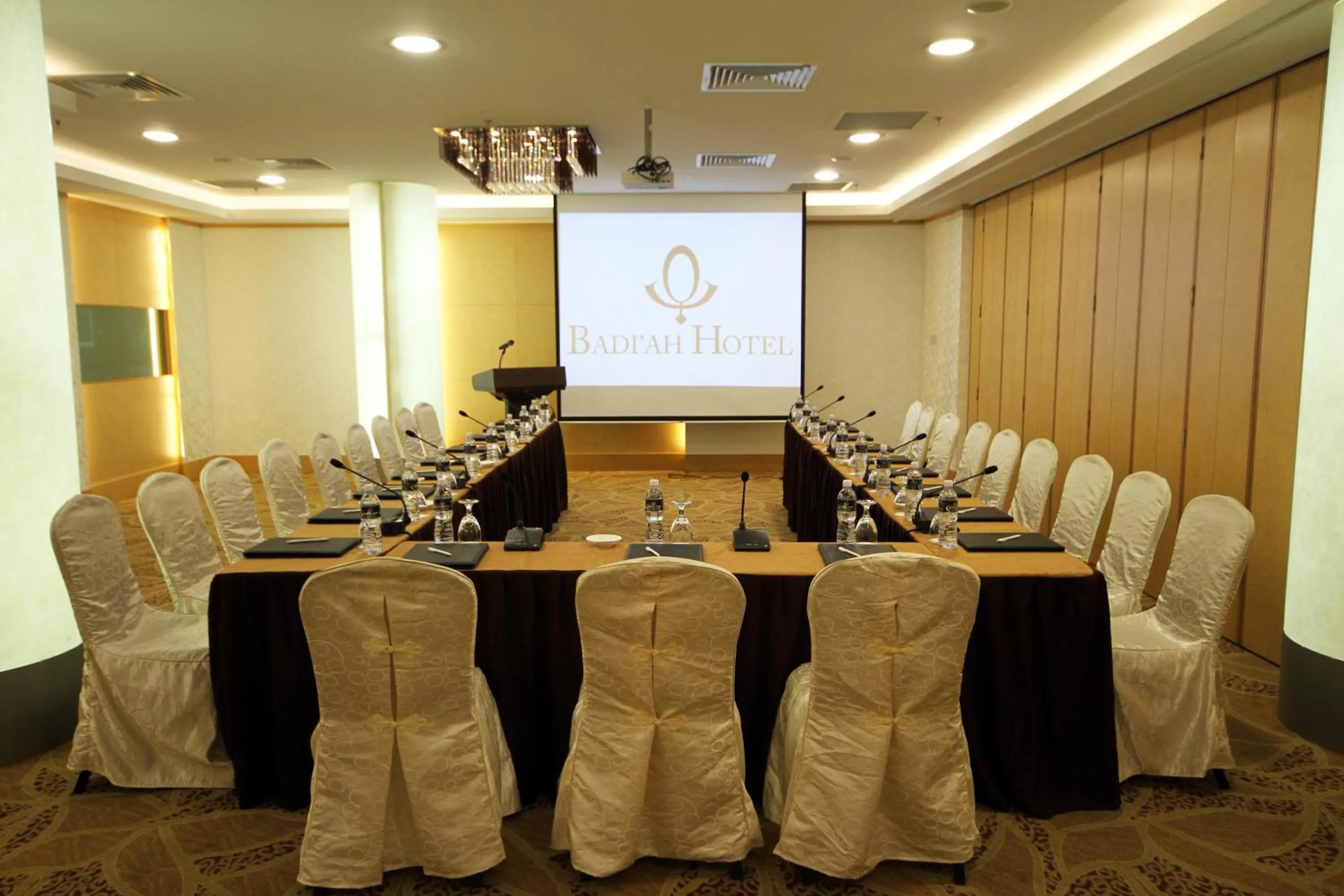 Meeting/conference room in Badi'ah Hotel