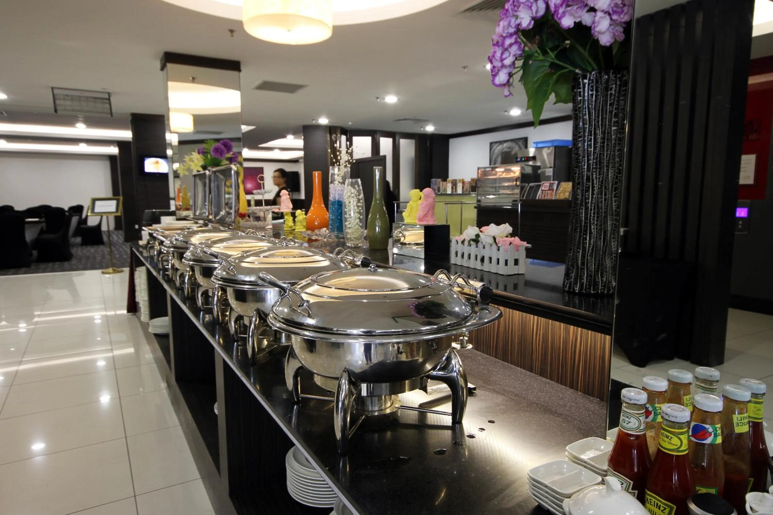 Restaurant/places to eat in Badi'ah Hotel