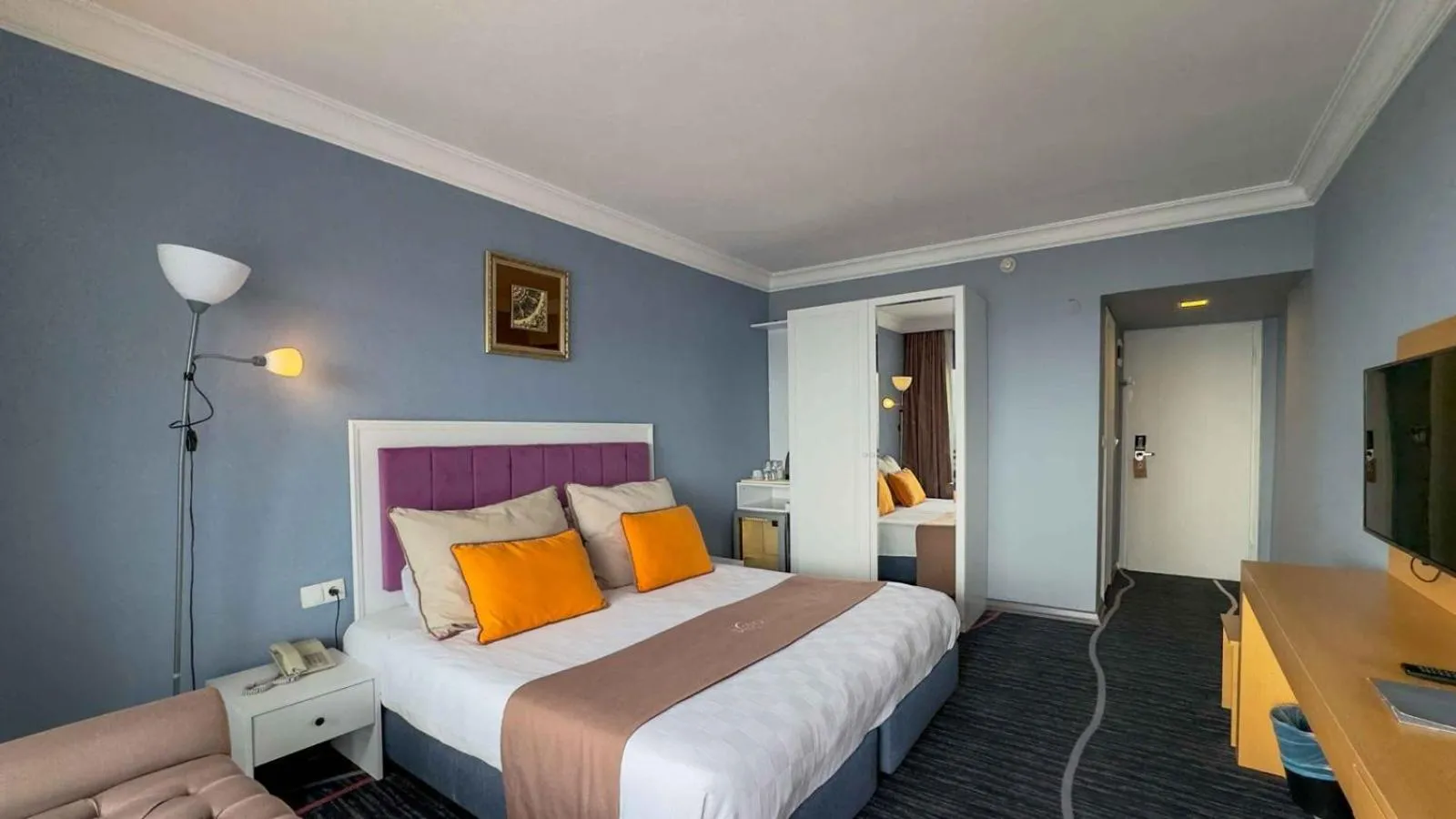 Bed in Suhan Seaport Hotel