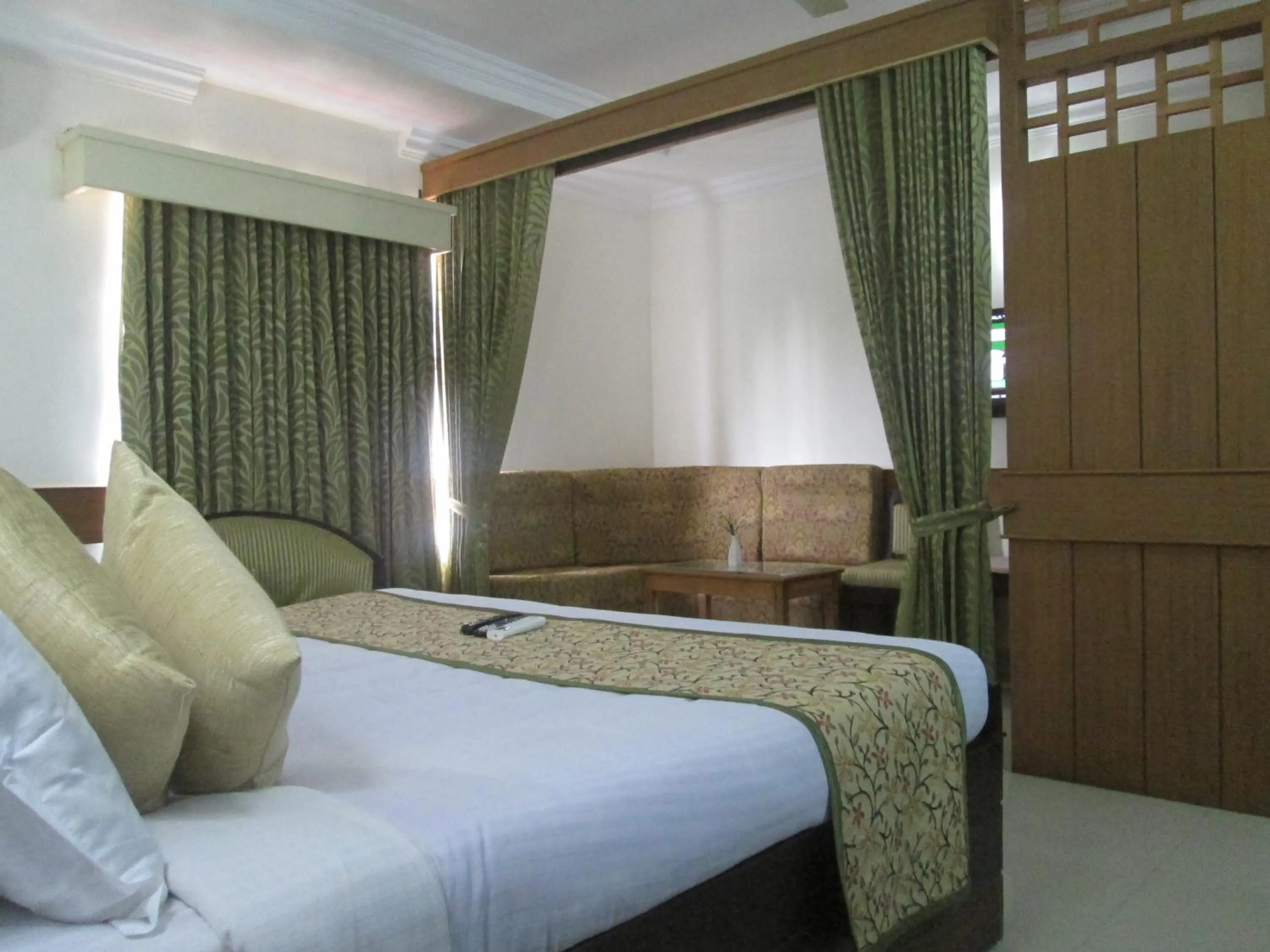 Bedroom in Paray Village County