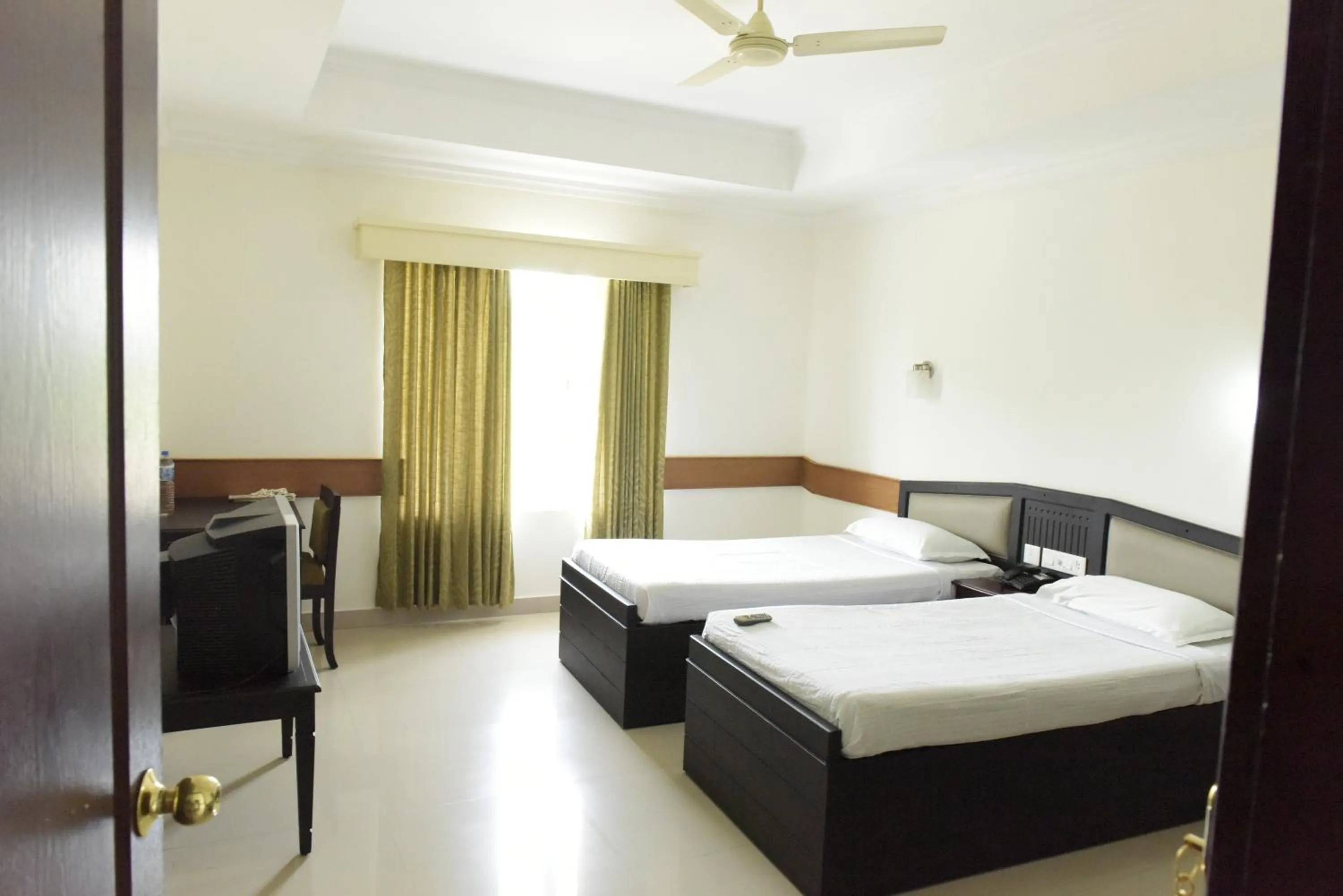 Bed in Paray Village County