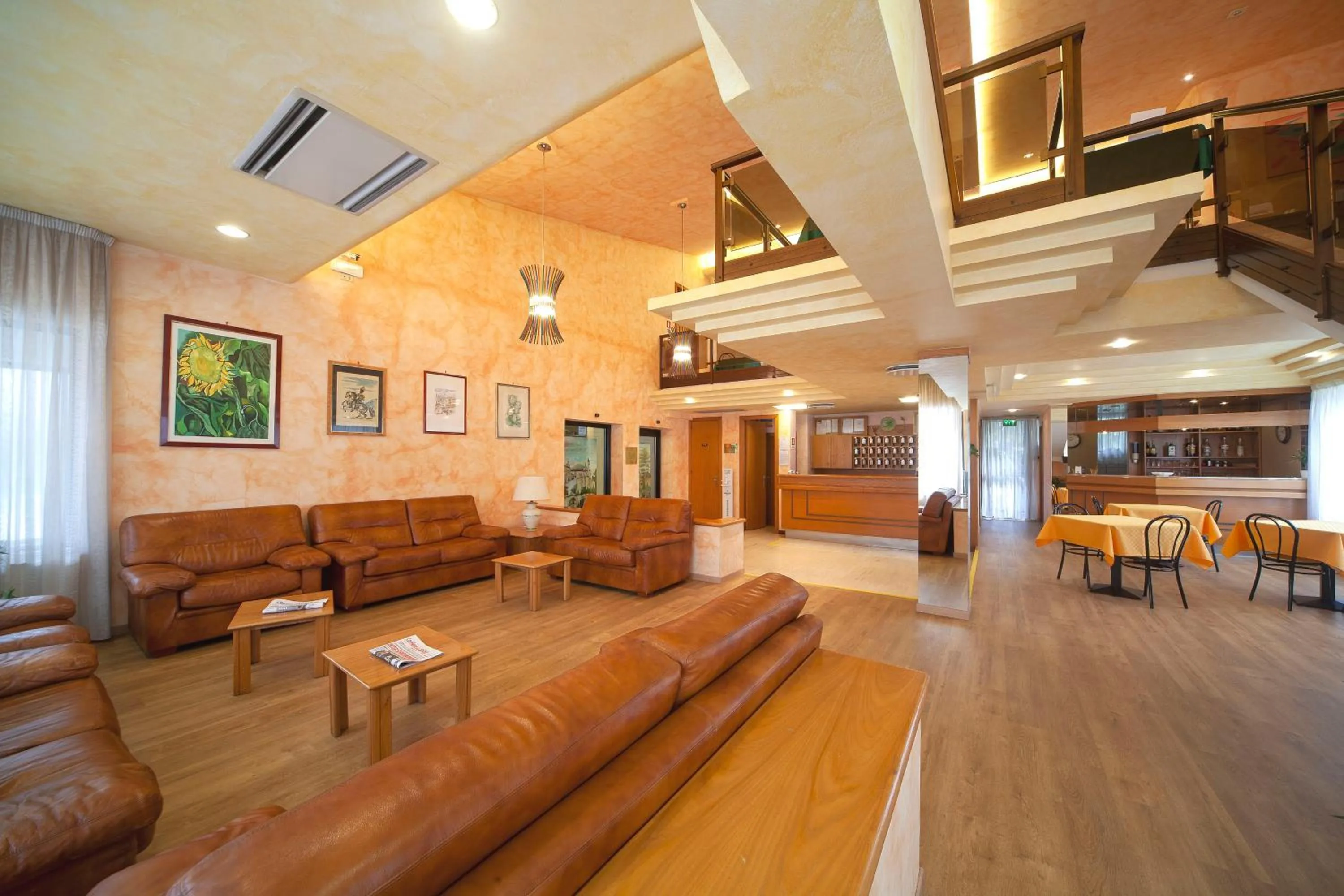 Communal lounge/ TV room in Hotel Pennile