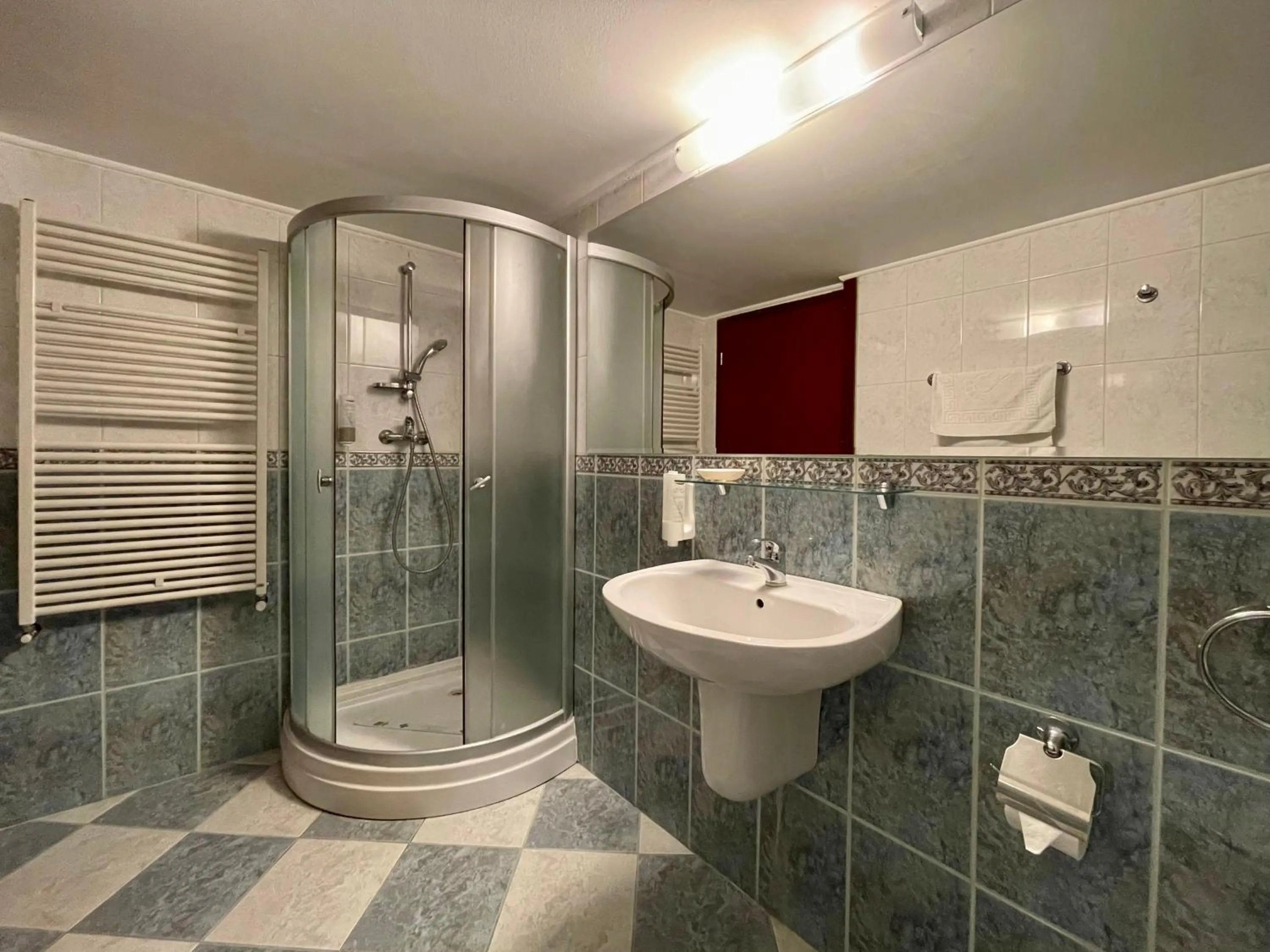 Shower in Vila Condor