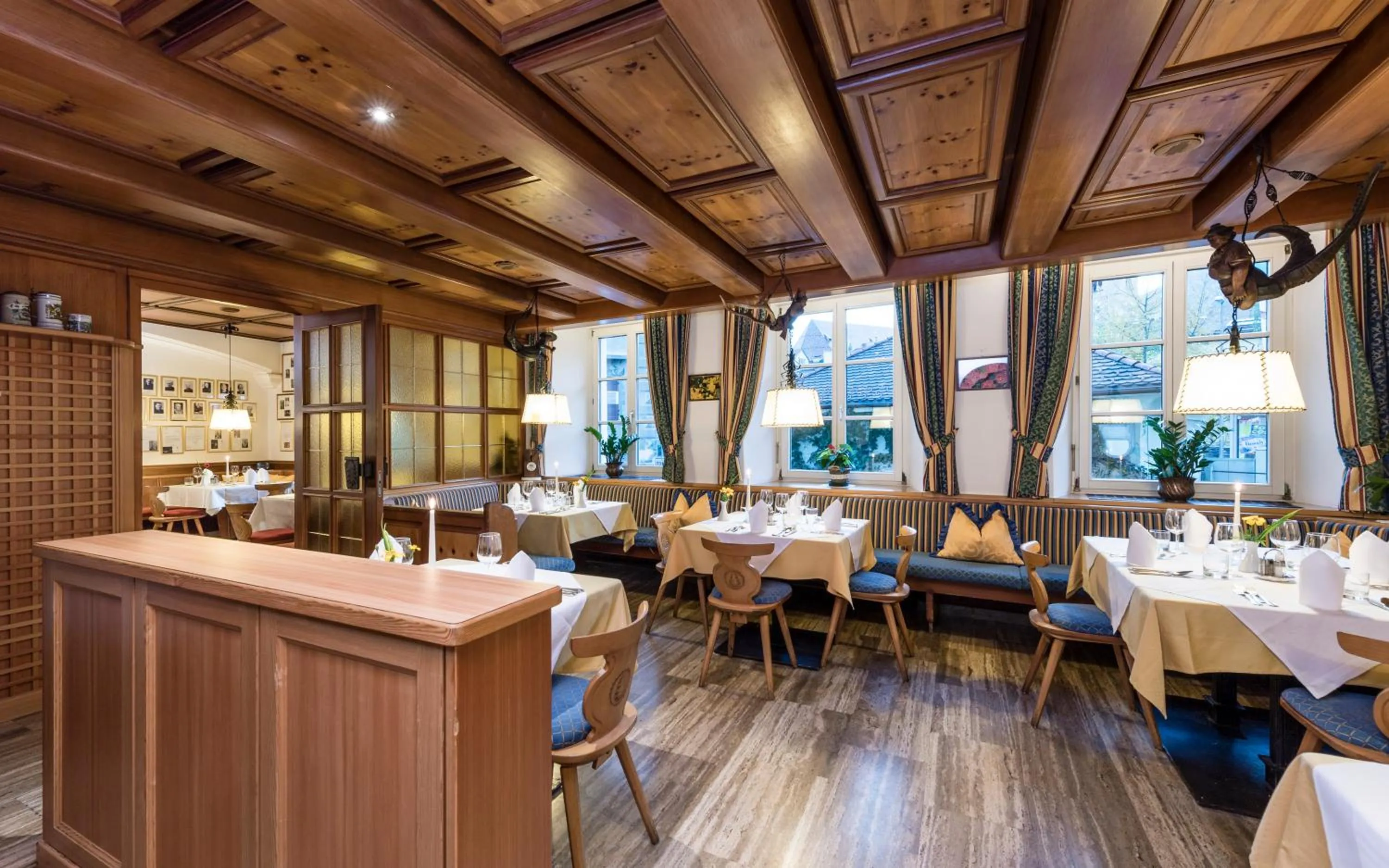 Dining area in Hotel Grüner Baum