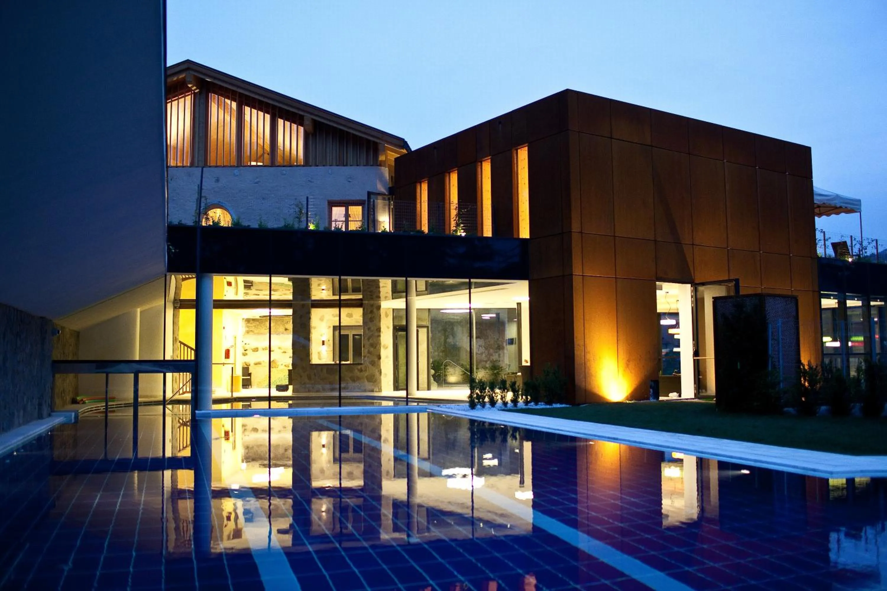 Swimming pool in Hotel Grüner Baum