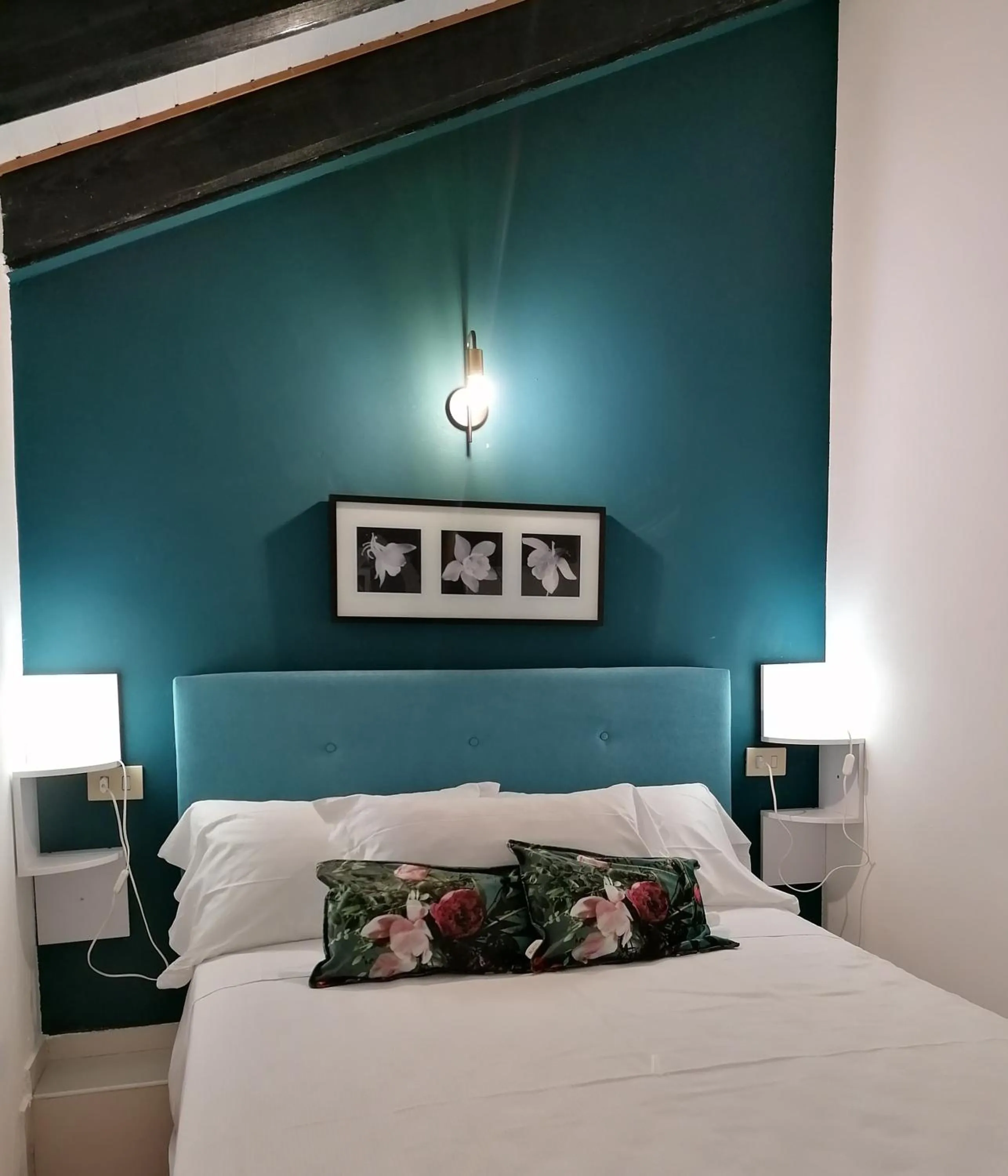 Bedroom in Mercanti Attic Version