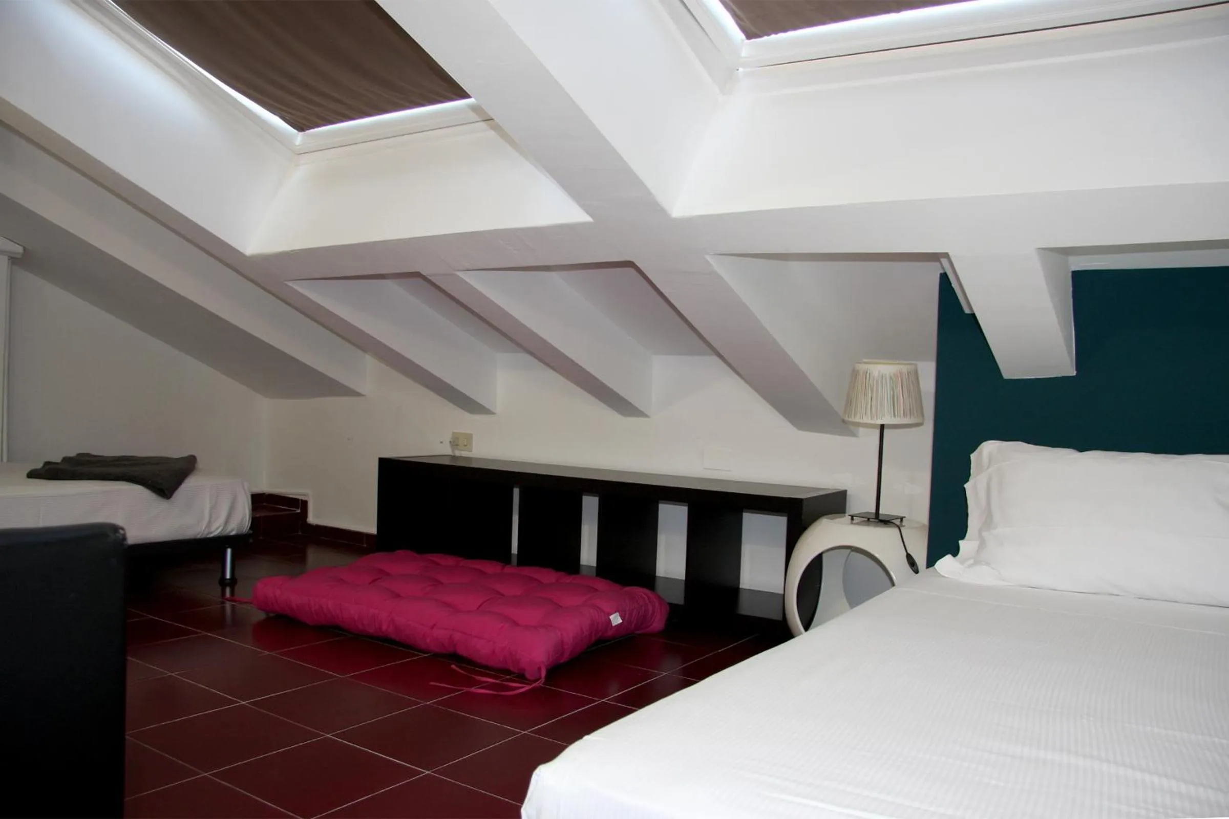 Bed in Mercanti Attic Version