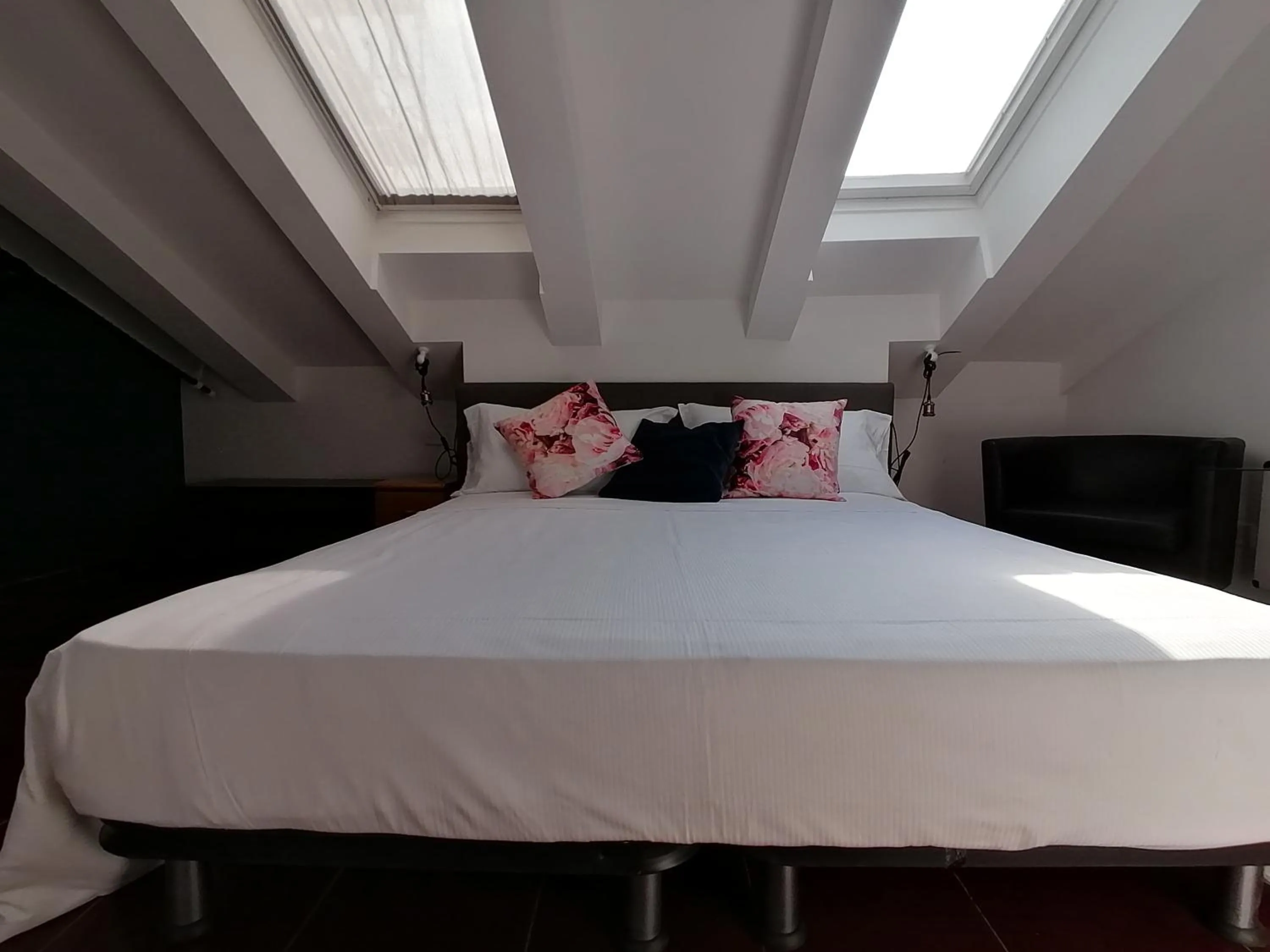 Bed in Mercanti Attic Version