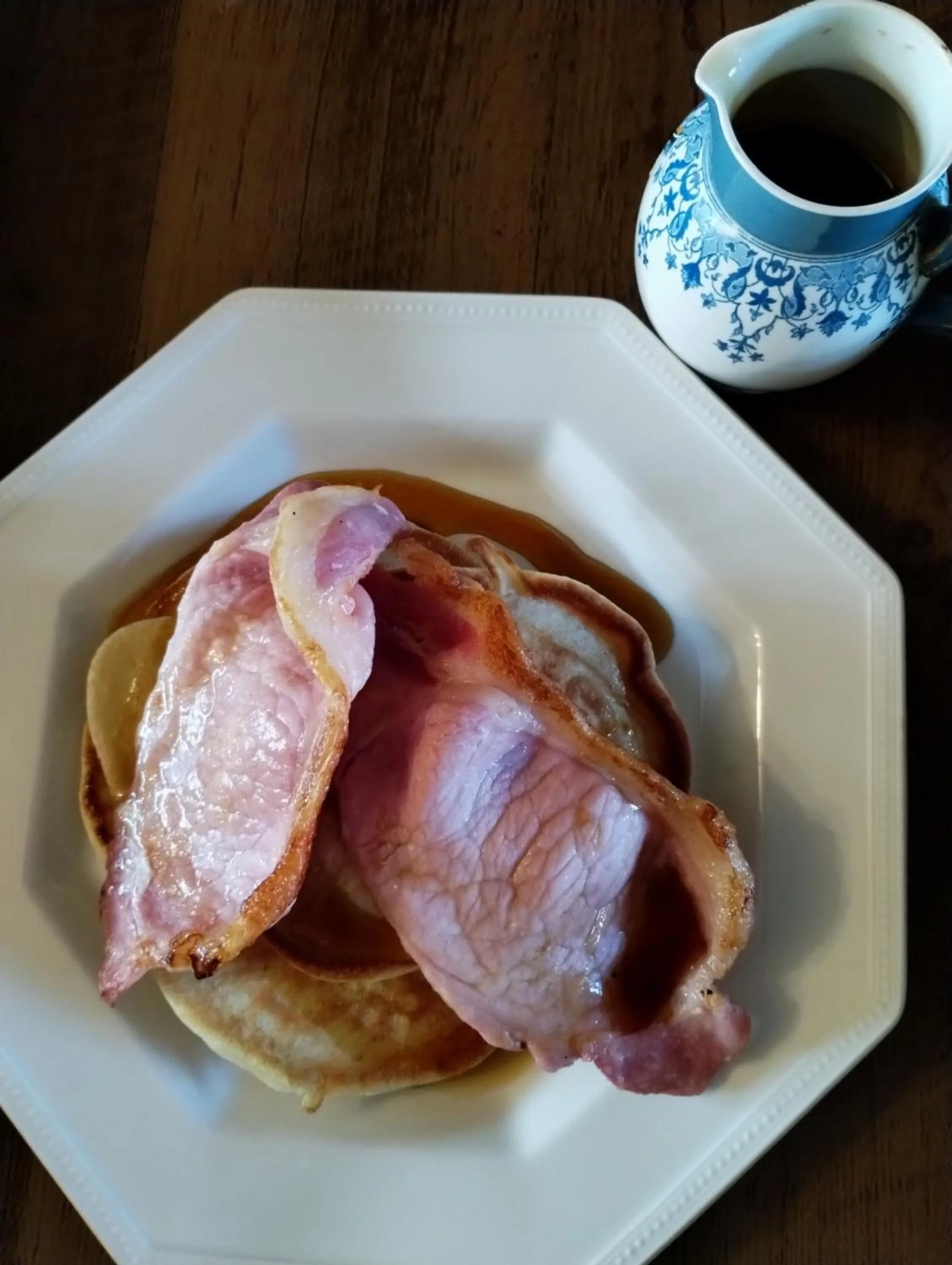 Breakfast in Rossclare Lodge