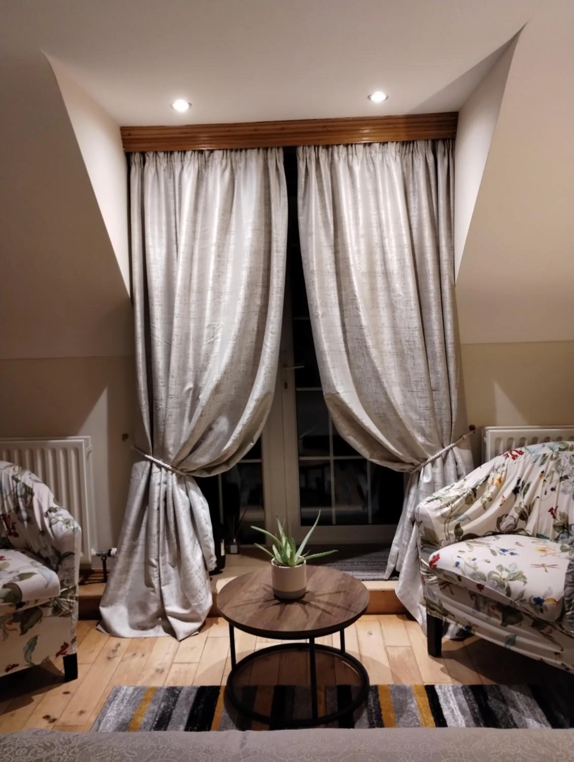 Bedroom in Rossclare Lodge