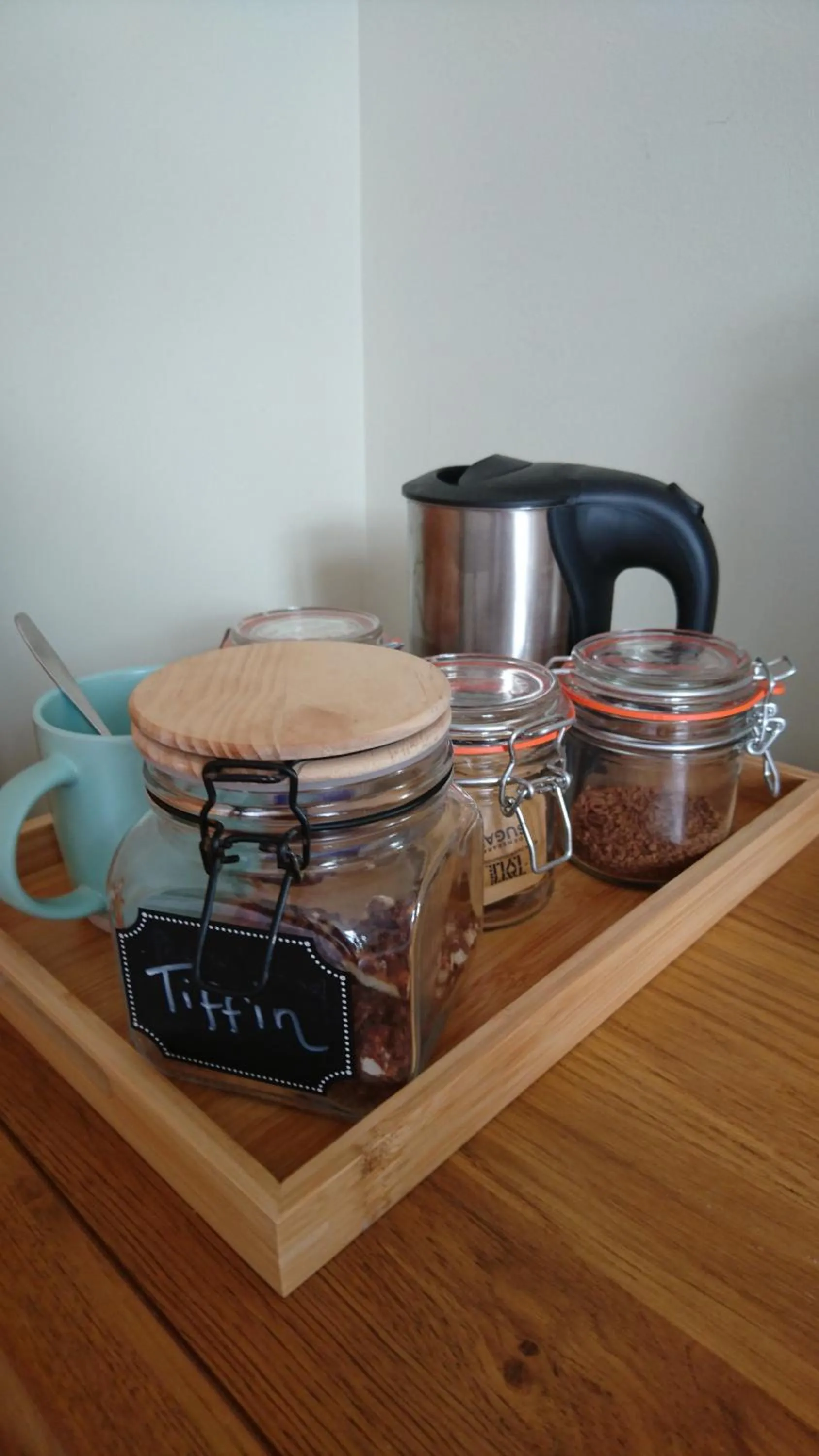 Coffee/tea facilities in Rossclare Lodge