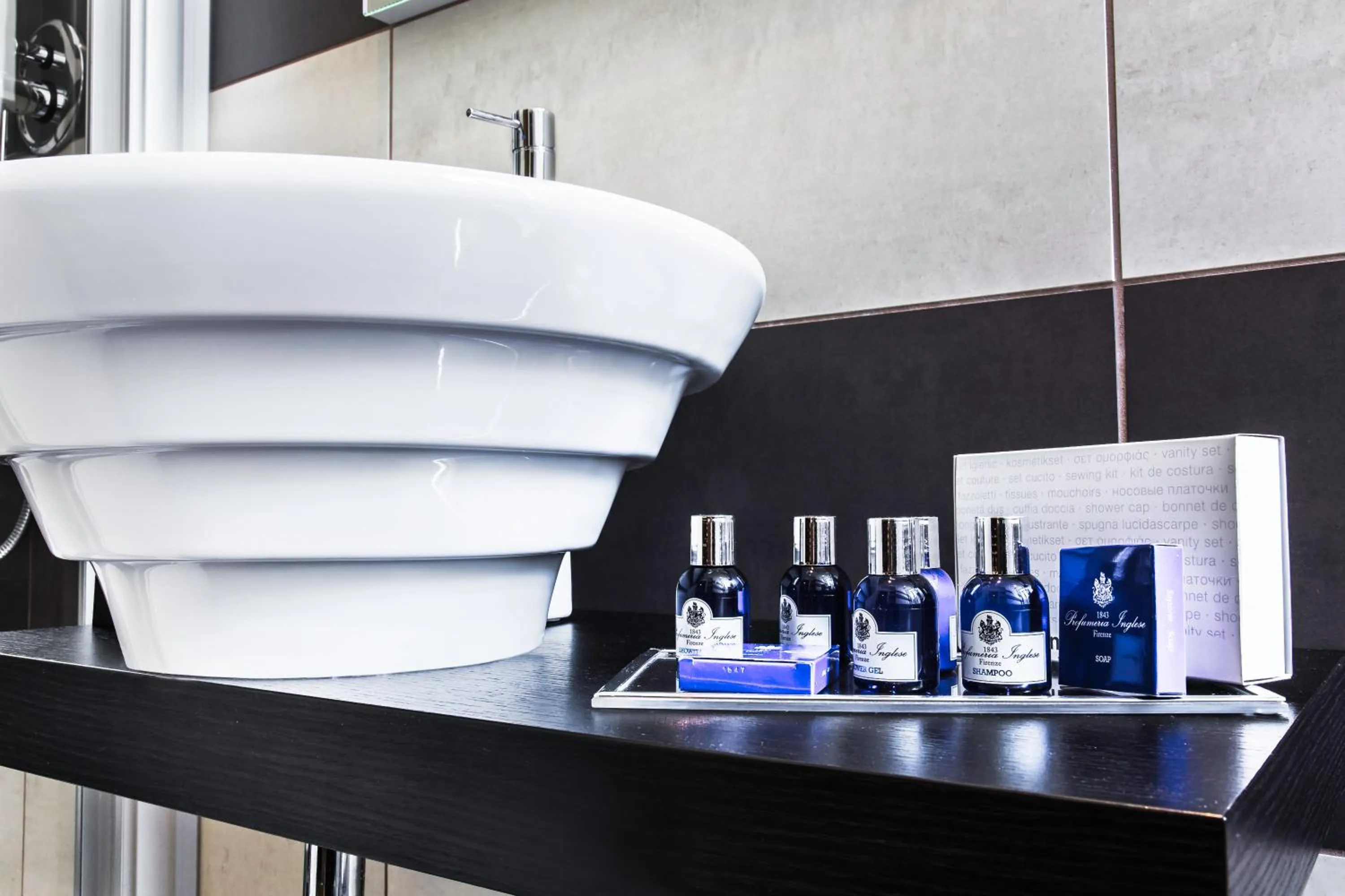 Bathroom in Hotel Principe Di Torino