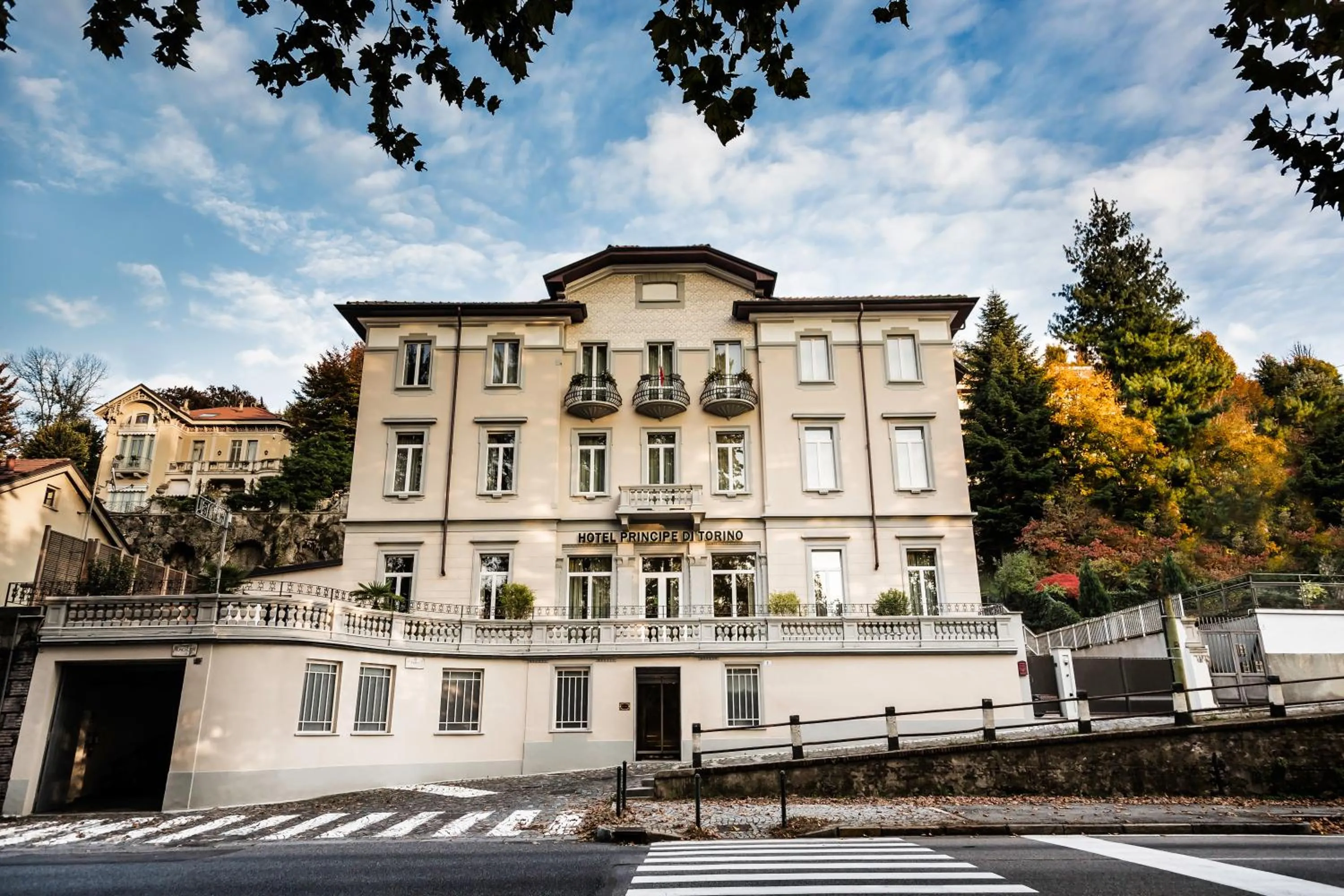 Property building in Hotel Principe Di Torino